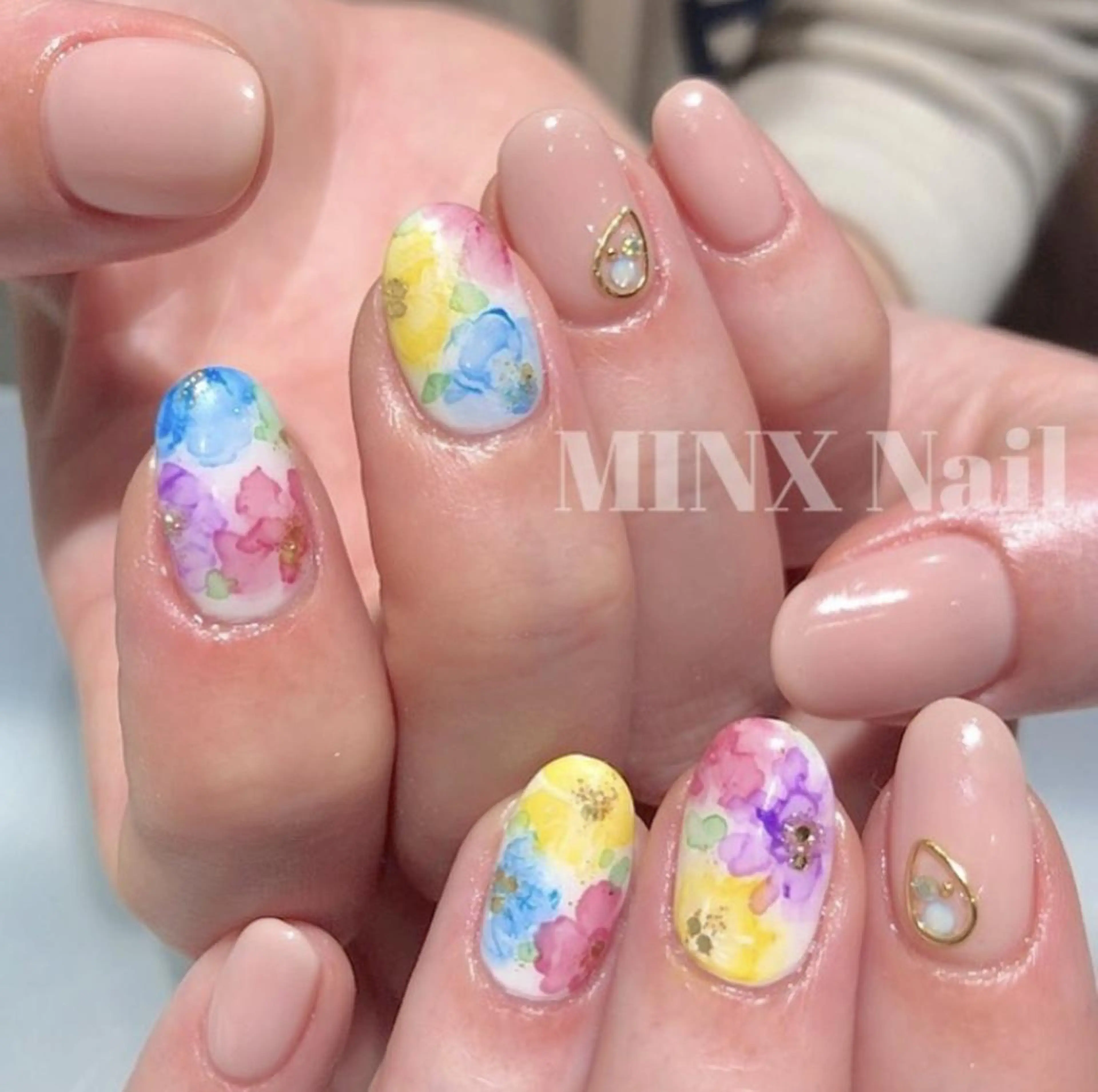 ネイル アートネイル フラワーネイル 春ネイル ミンクス ネイル  原宿のネイルデザイン
