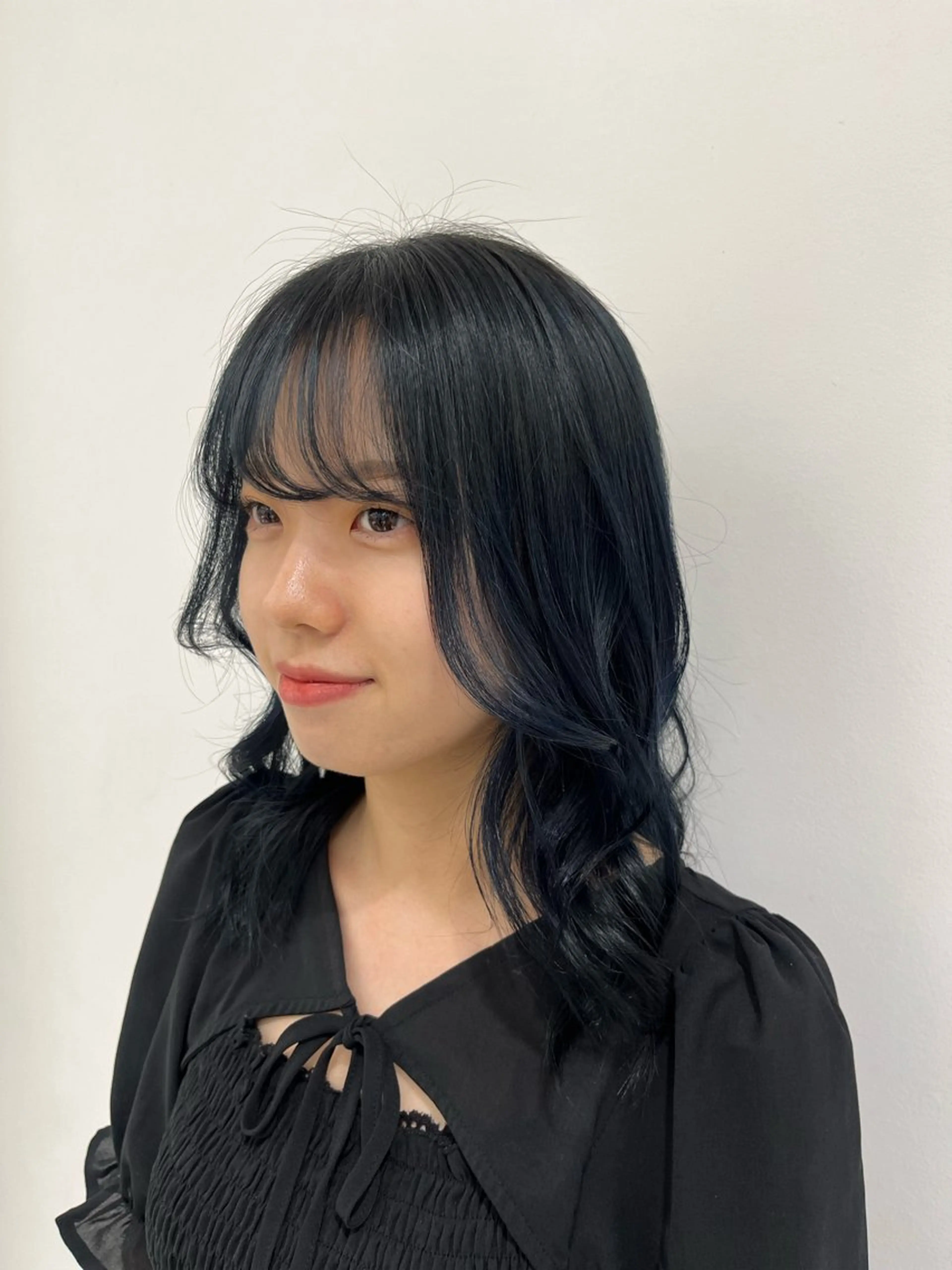 セミロング カット ヘアカラー トリートメント 🔆艶髪トレンドヘア YUZU🪸のヘアスタイル