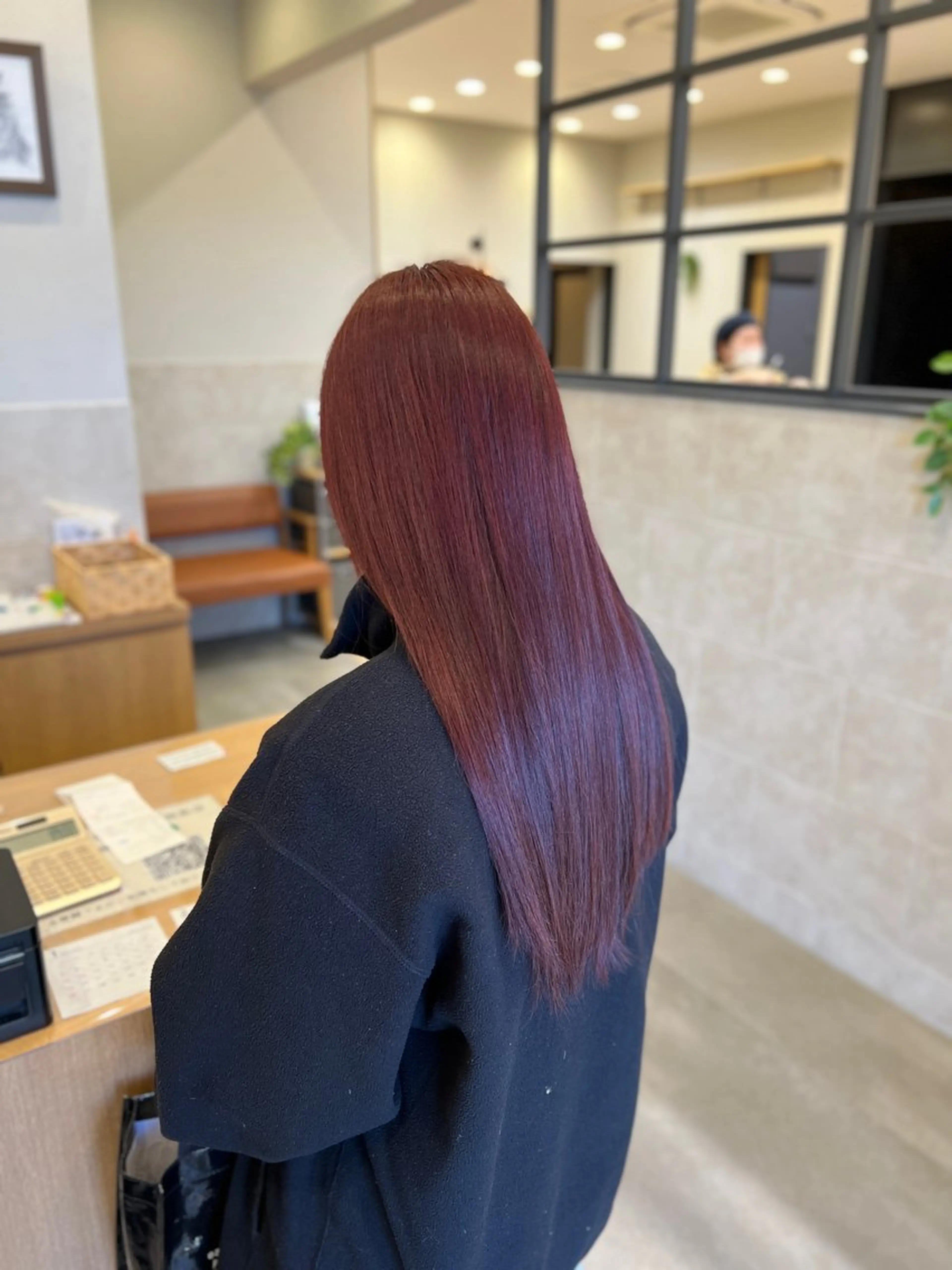 ロング カラー カシス ラベンダーカラー ピンクカラー ヘアカラー 山口 玖瑠美のヘアスタイル