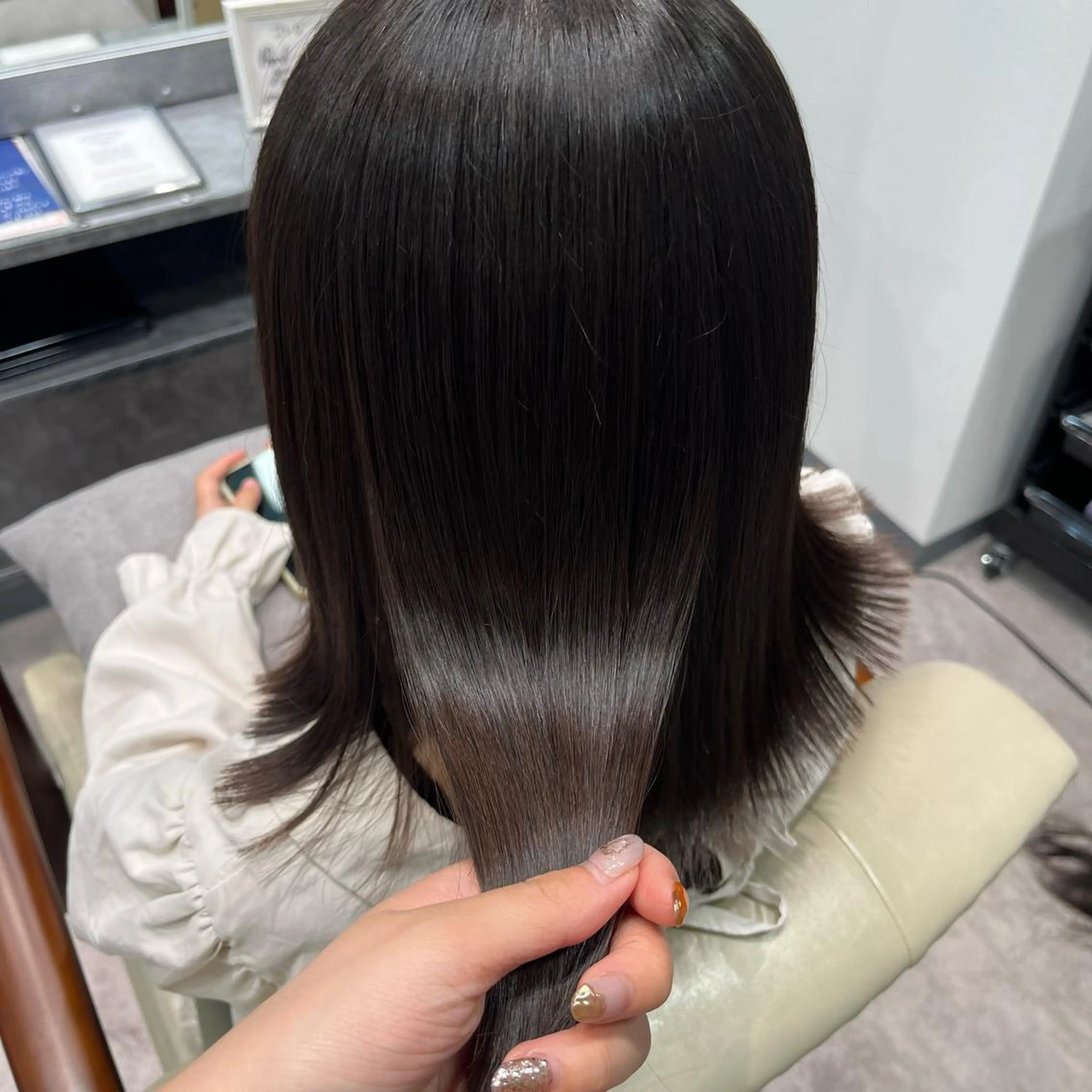 セミロング 勝 瑞貴のヘアスタイル