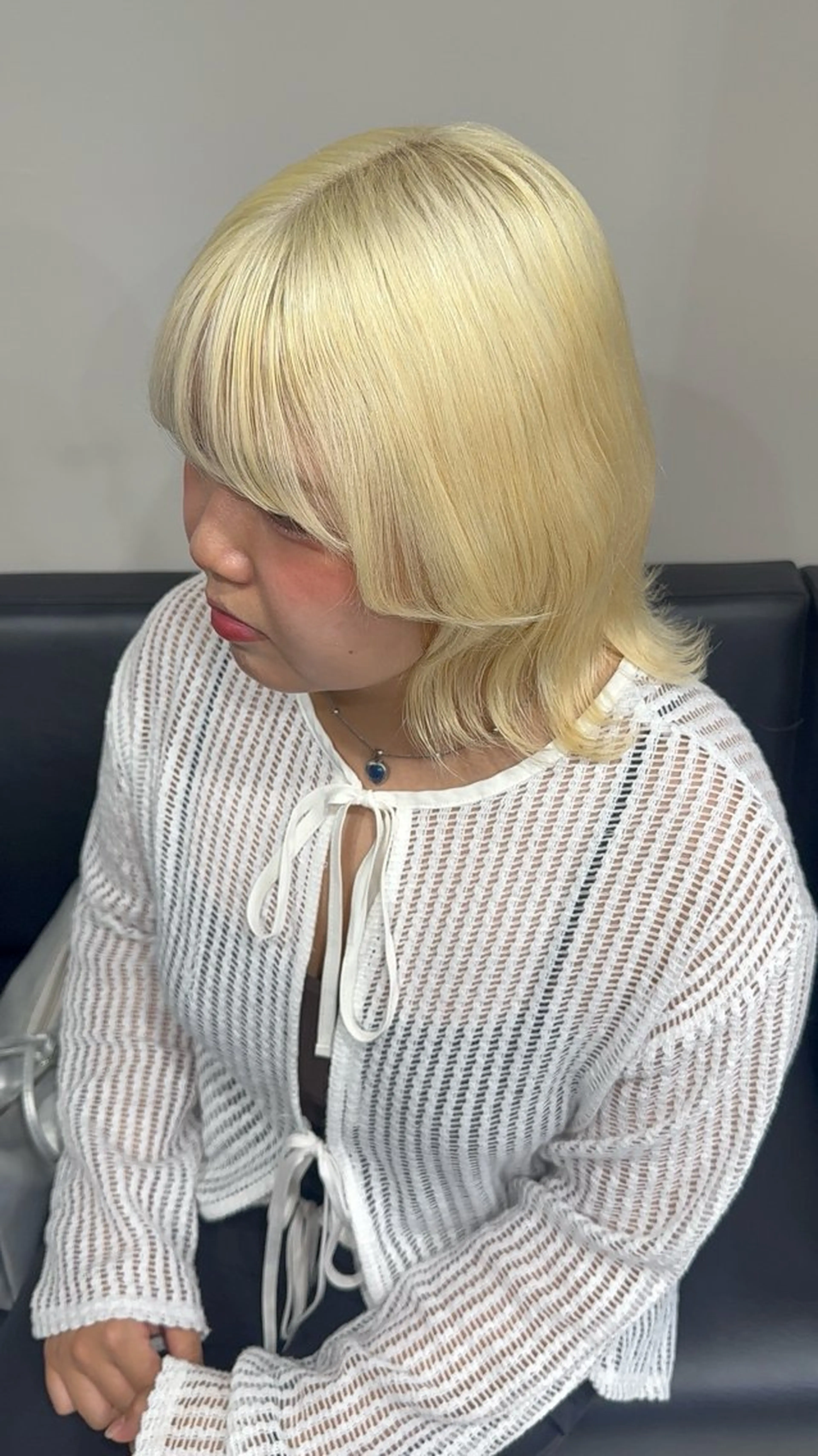 ミディアム カラー ブロンド ヘアカラー ハイトーン美容師 🤍のあ🤍のヘアスタイル