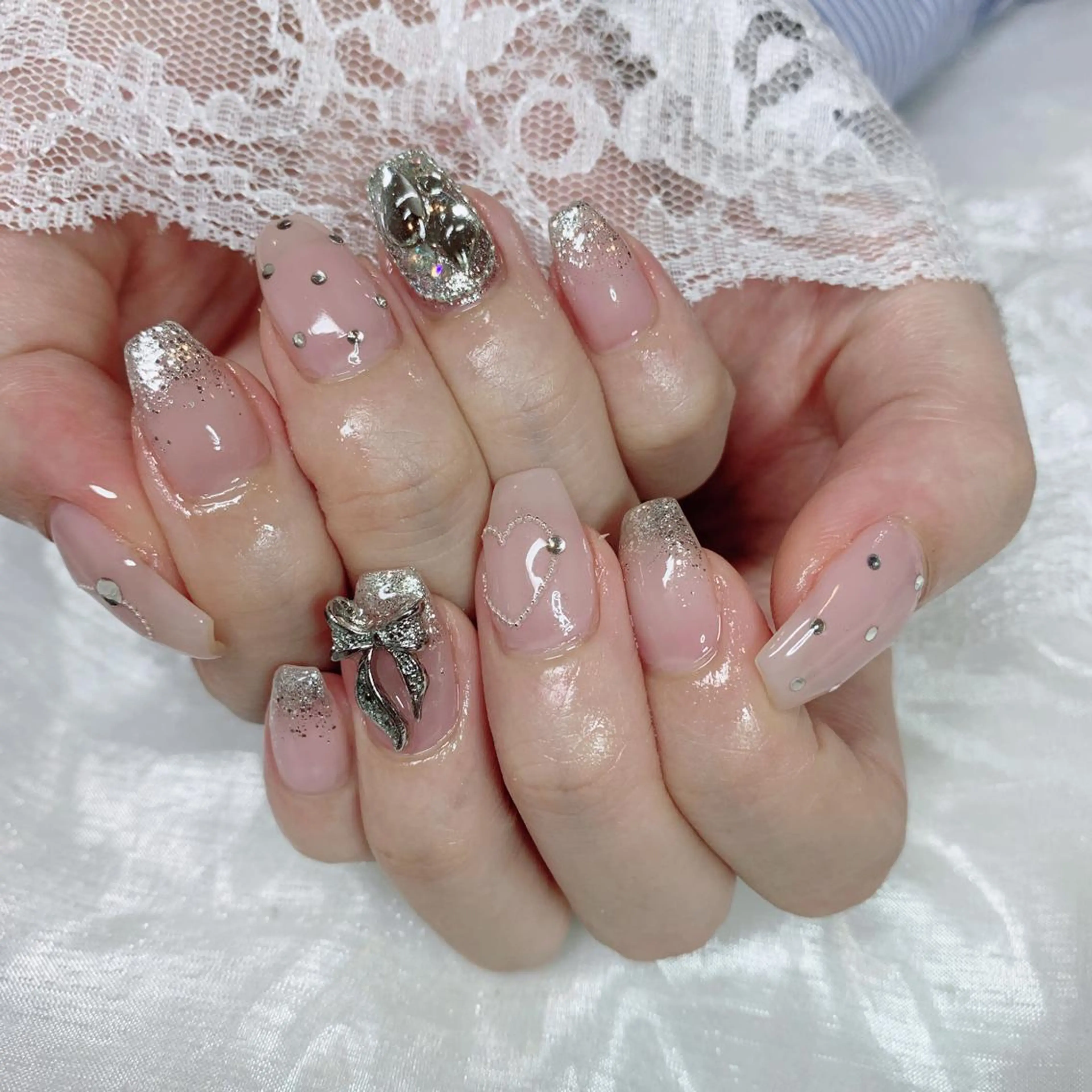 ネイル ハンドネイル La neige* yuki 🥯🍑のネイルデザイン