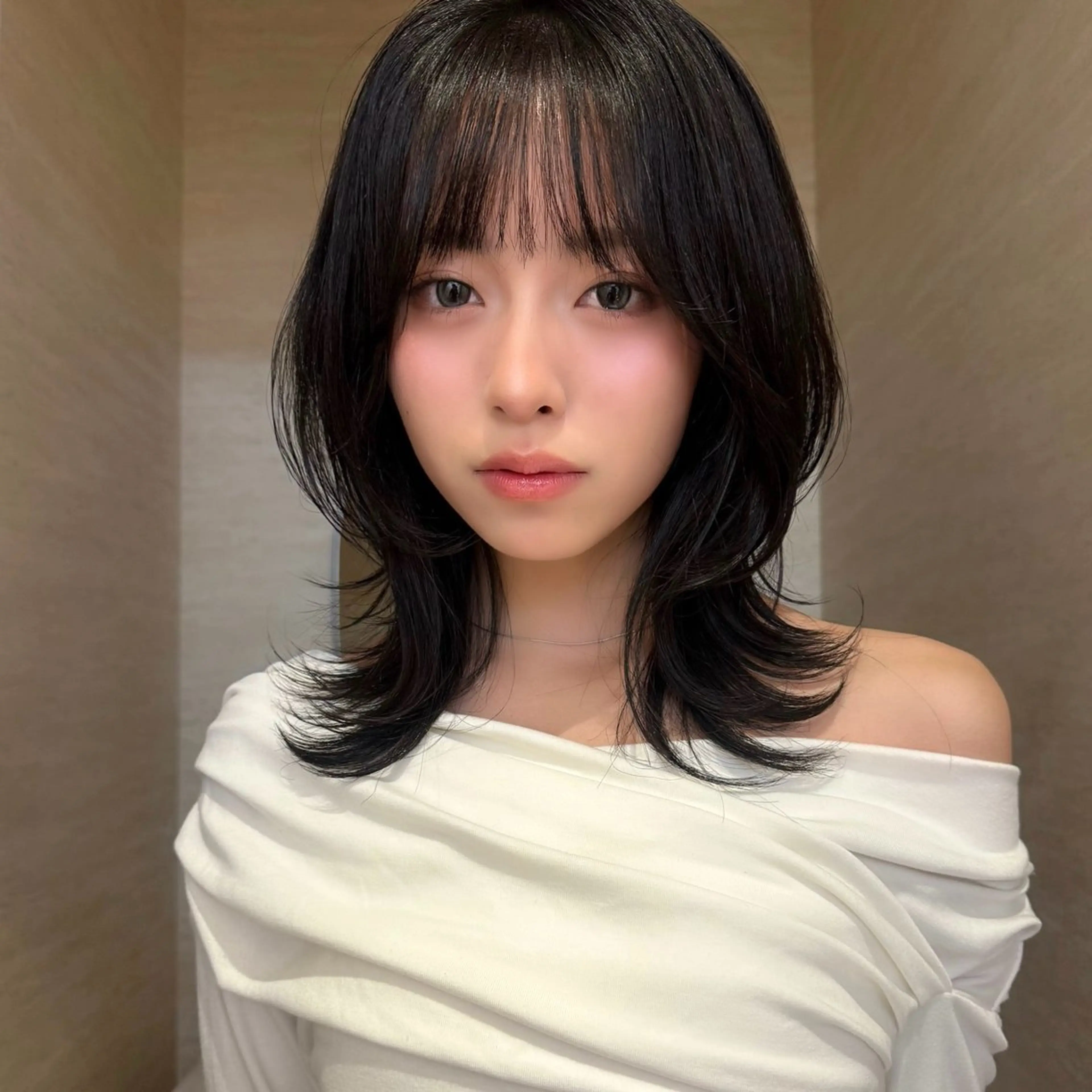 ミディアム アッシュ 韓国風カラー ボブ 髪質改善 韓国風ヘア 🌿寄り添い型美容師 🌿yuiのヘアスタイル