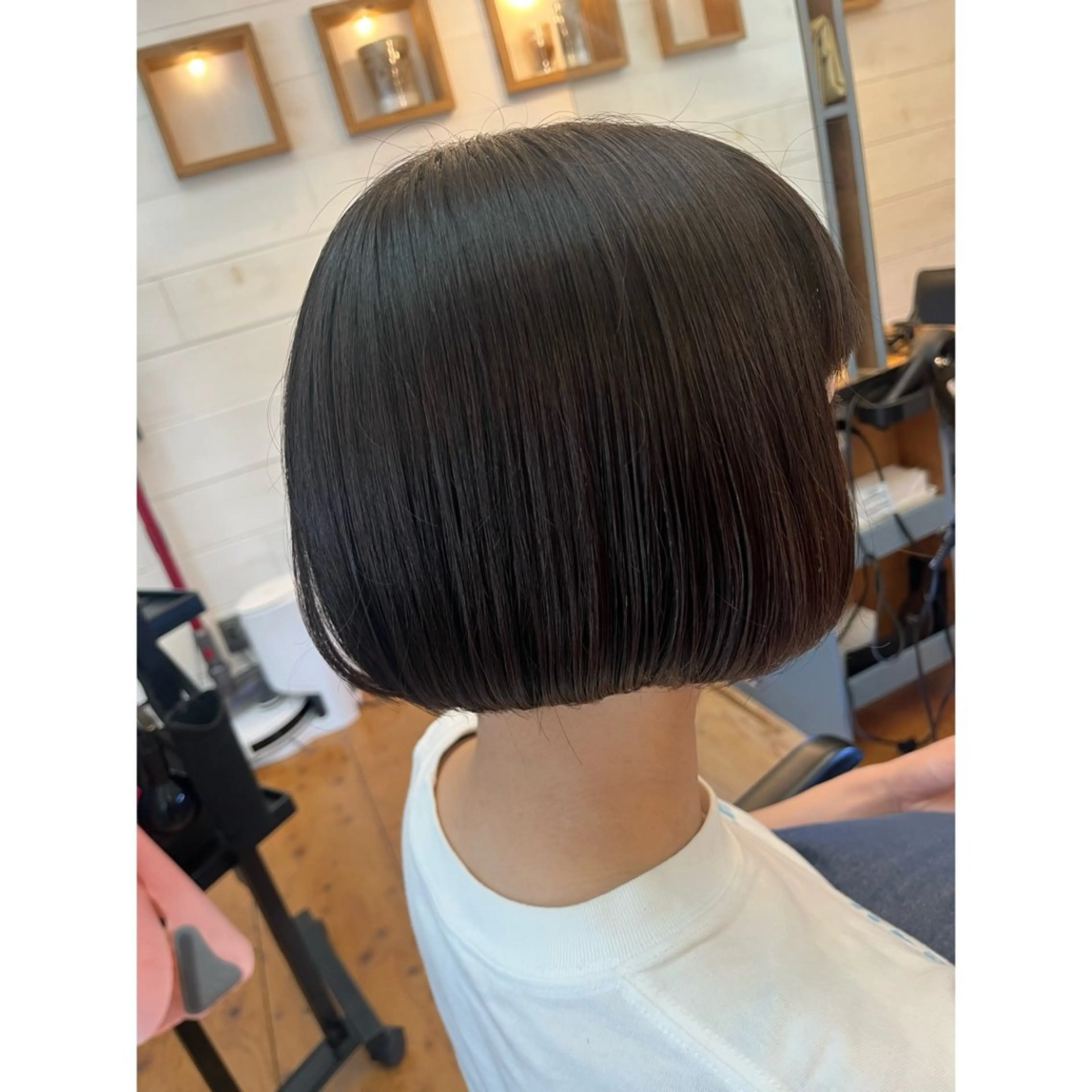 ミディアム Lagom なかだのヘアスタイル