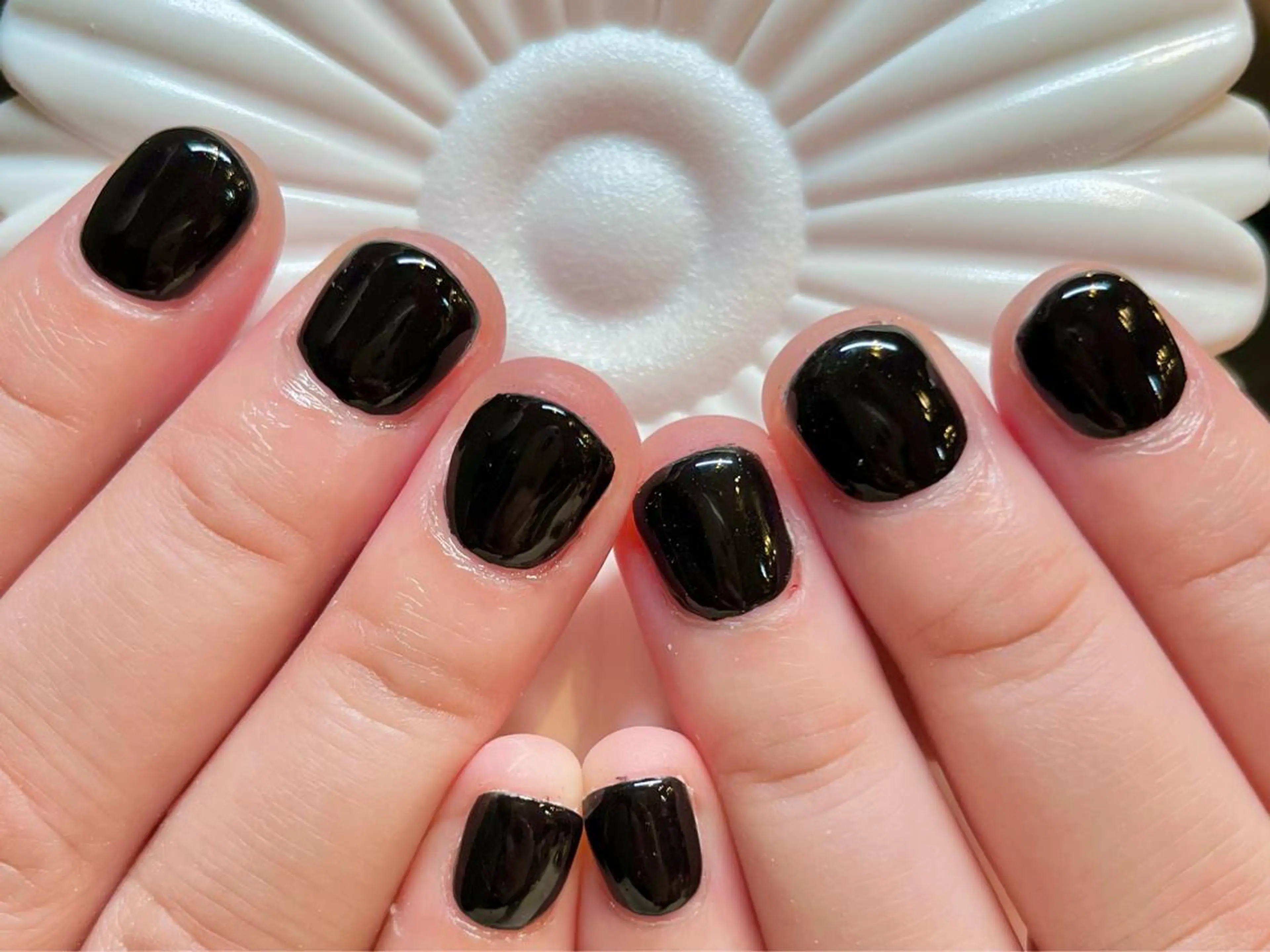 ショート カラー ネイル アートネイル オフィスネイル ワンカラーネイル ショートネイル ネイルサロン リリーブランシュ所属・森 瑞紀のネイルデザイン