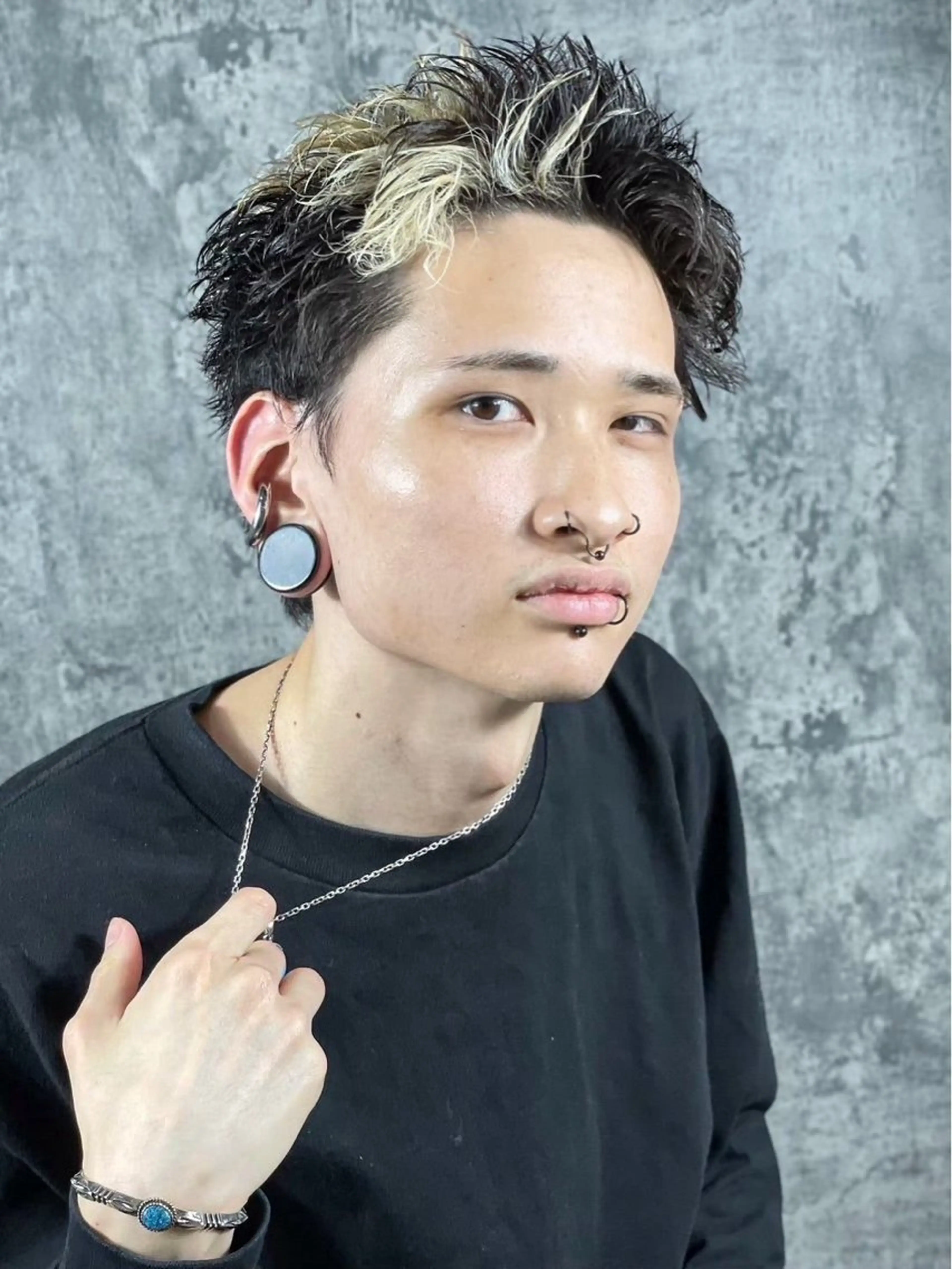 ショート パーマ ヘアアレンジ メンズ カット パーマ プレミアムバーバー新宿店所属・⚡️メンズ特化⚡️ 倉林 隼大のヘアスタイル