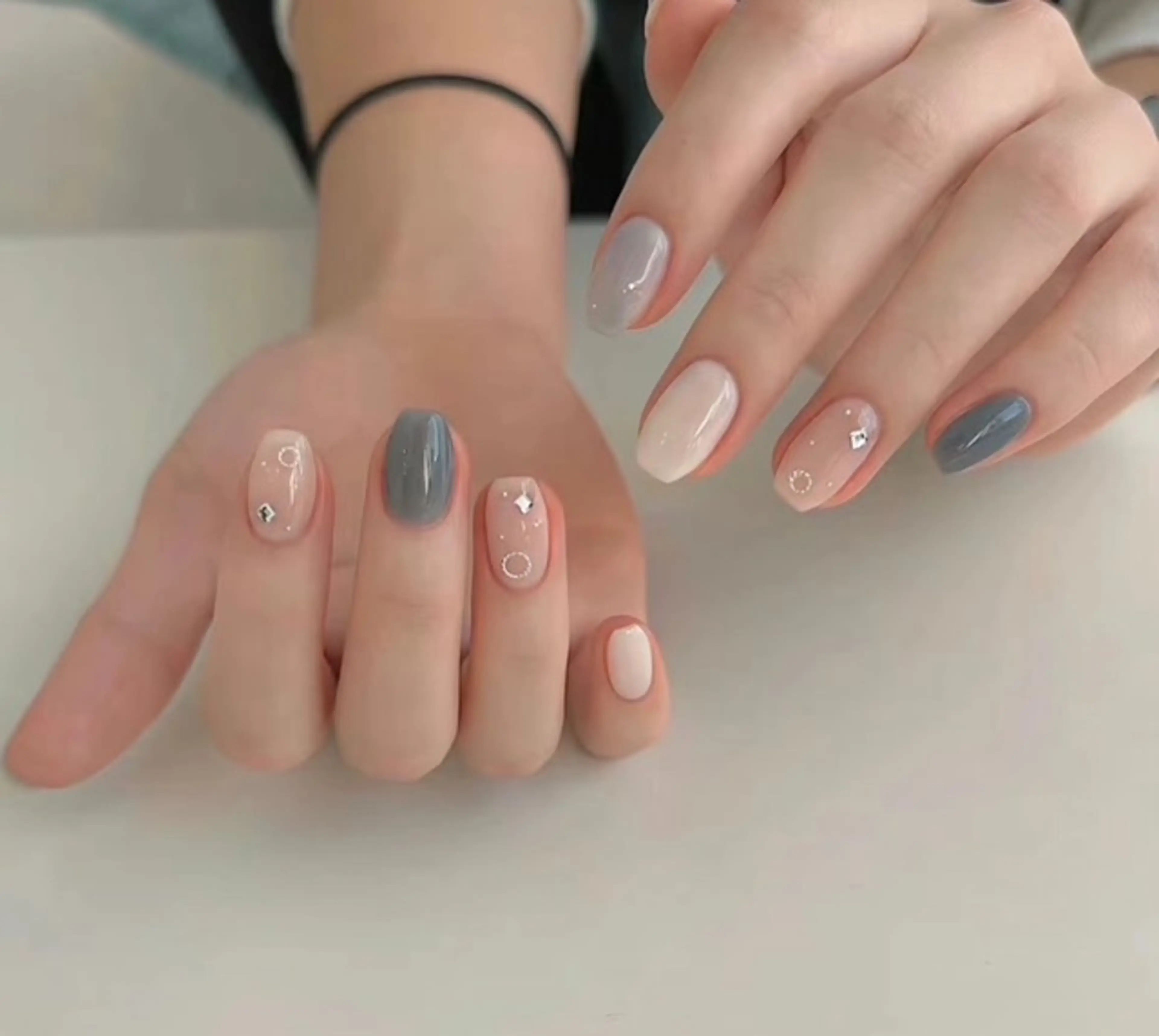 ネイル ハンドネイル パラジェル＆フィルイン取り扱いサロンSol Nail所属・Sol Nail ミネのネイルデザイン