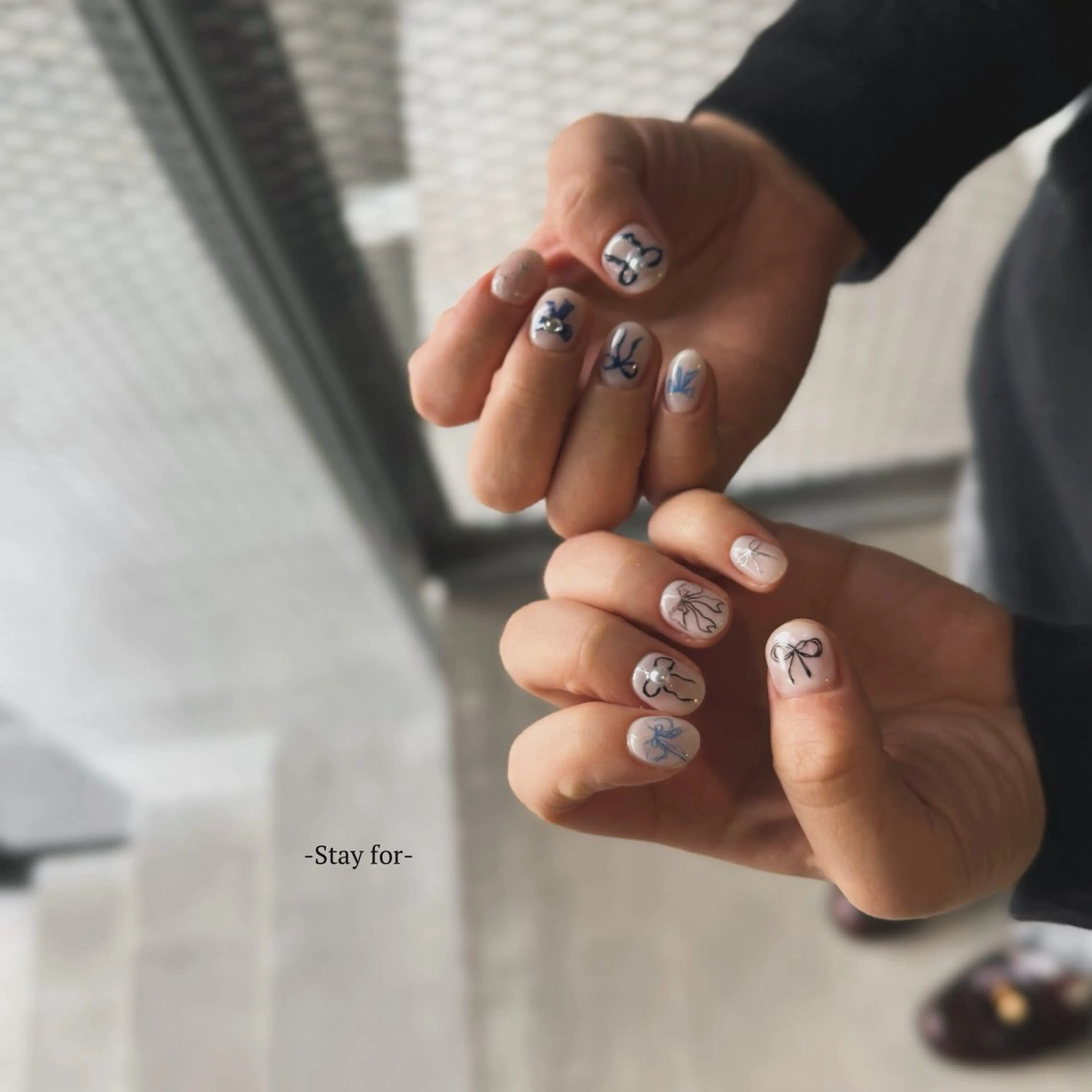 ネイル リボン ハンドネイル Stay for Mayaのネイルデザイン