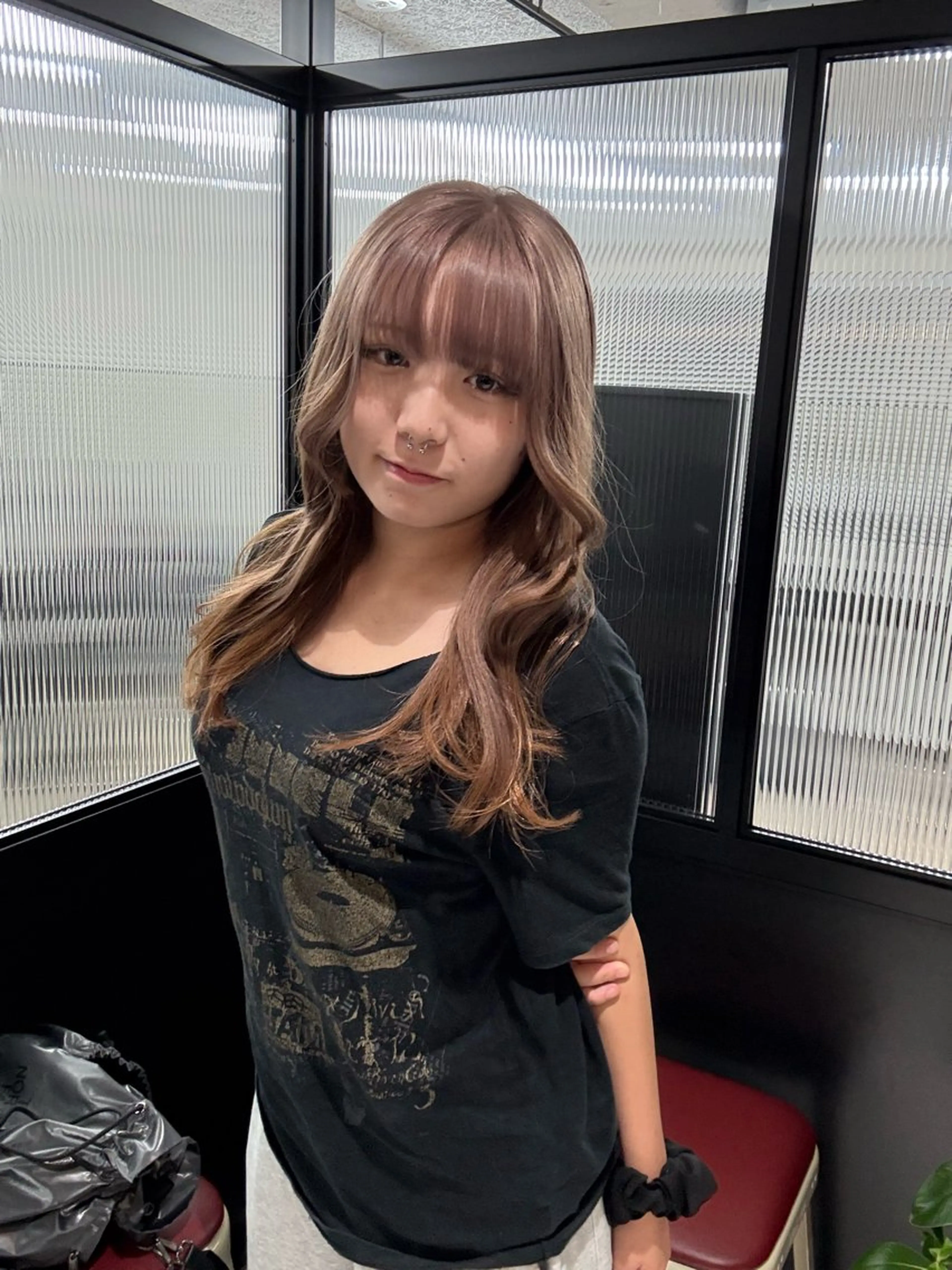 ロング カラー ヘアカラー トリートメント 韓国ヘア暗髪 ダブルカラーメンズ可のヘアスタイル