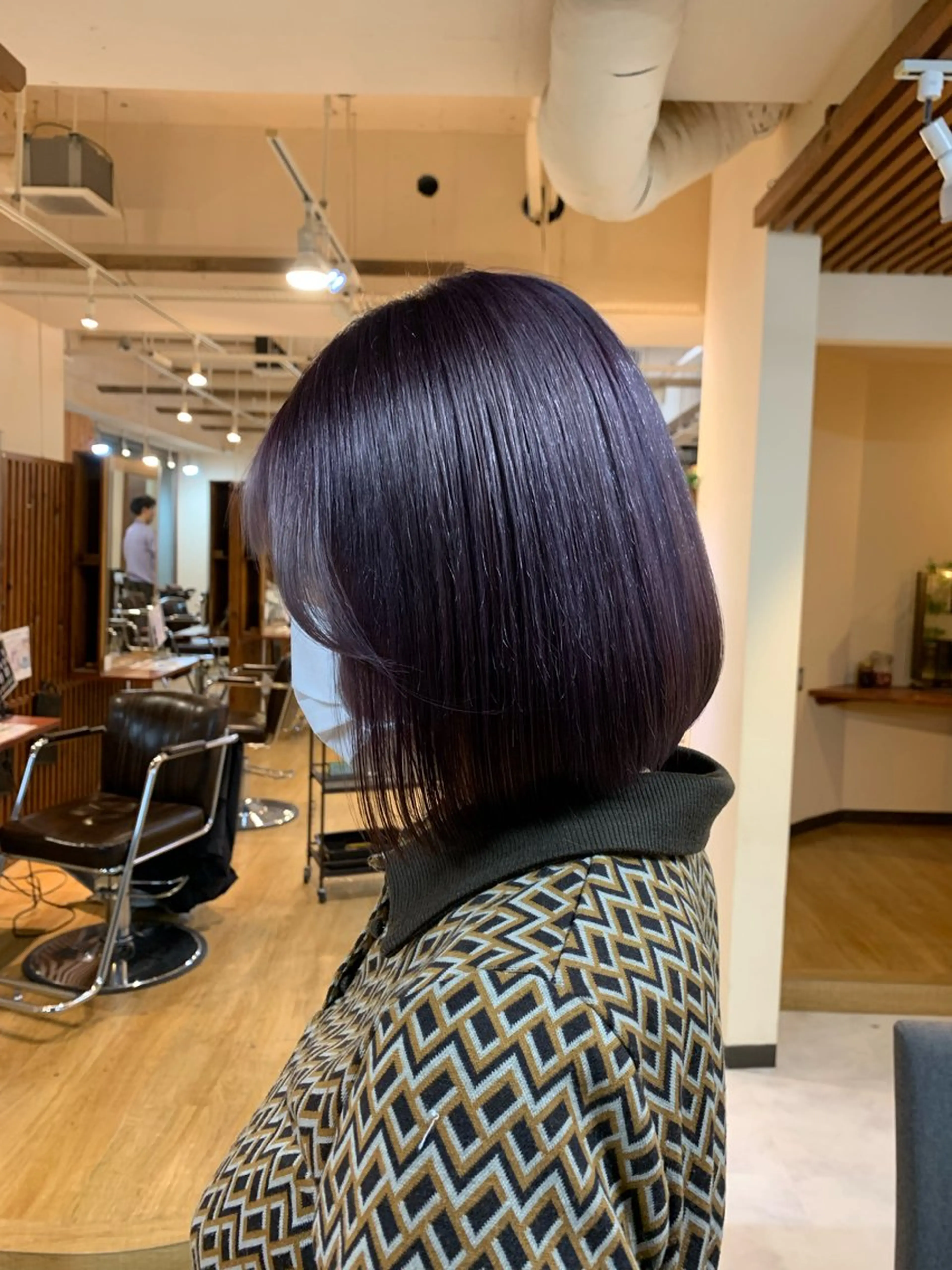 ショート カラー ブルーカラー ブルーラベンダー ラベンダーカラー ボブ カット ヘアカラー トリートメント 海外ガール ハイトーン　竹井俊介のヘアスタイル