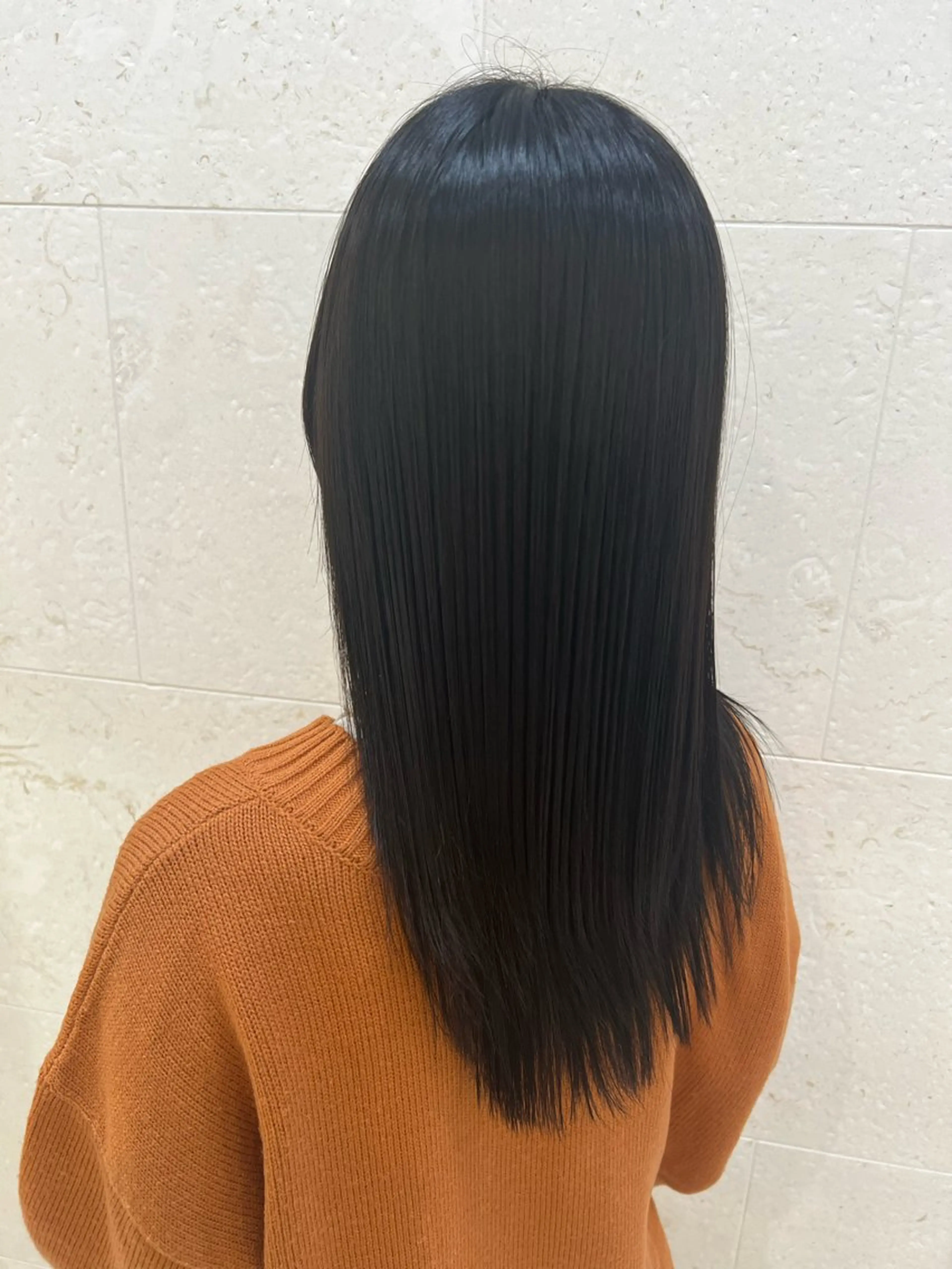 ロング カラー 透明感カラー ヘアカラー 鈴木 愛華のヘアスタイル