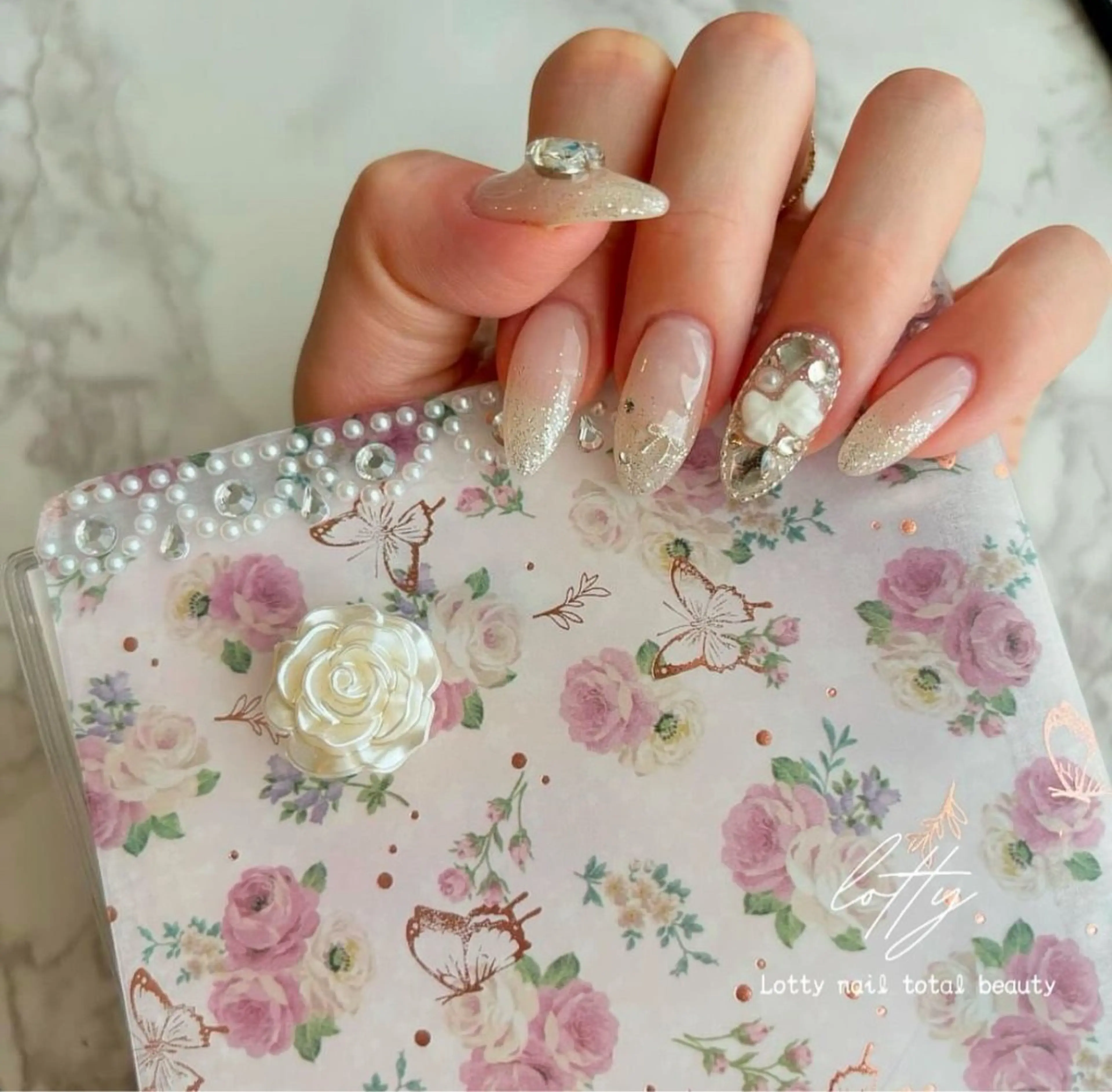 ネイル yuzu by lottyのネイルデザイン