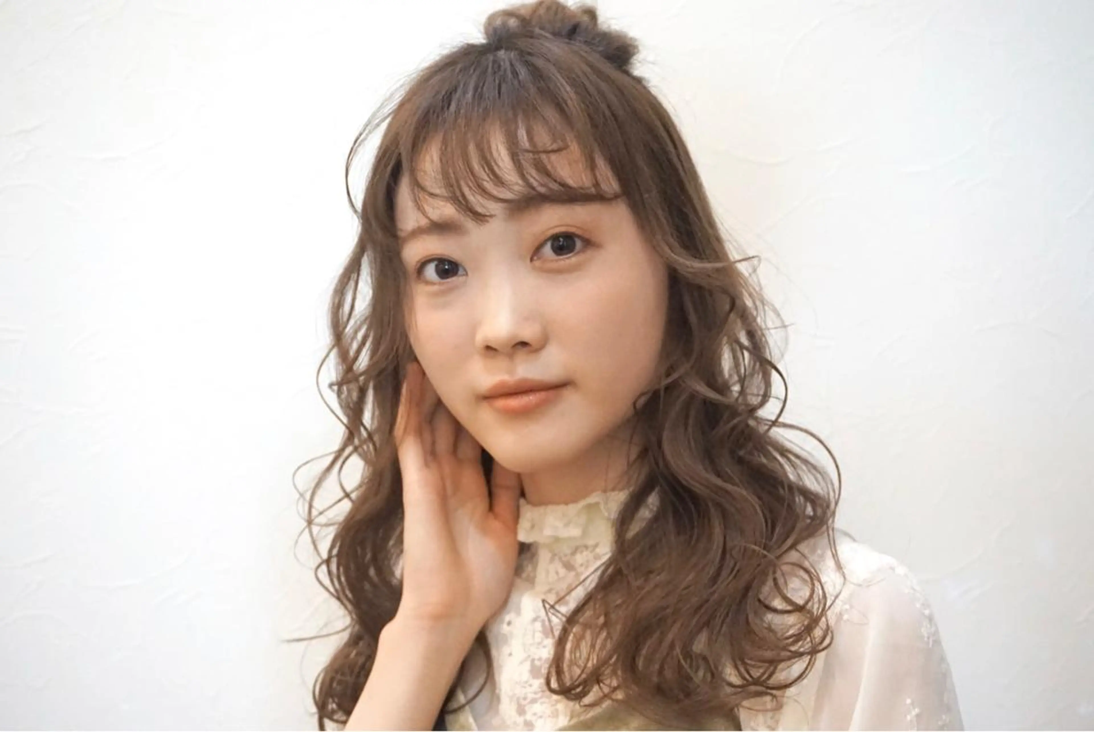 ロング ヘアアレンジ お団子ヘア 飯塚 沙衣のヘアスタイル