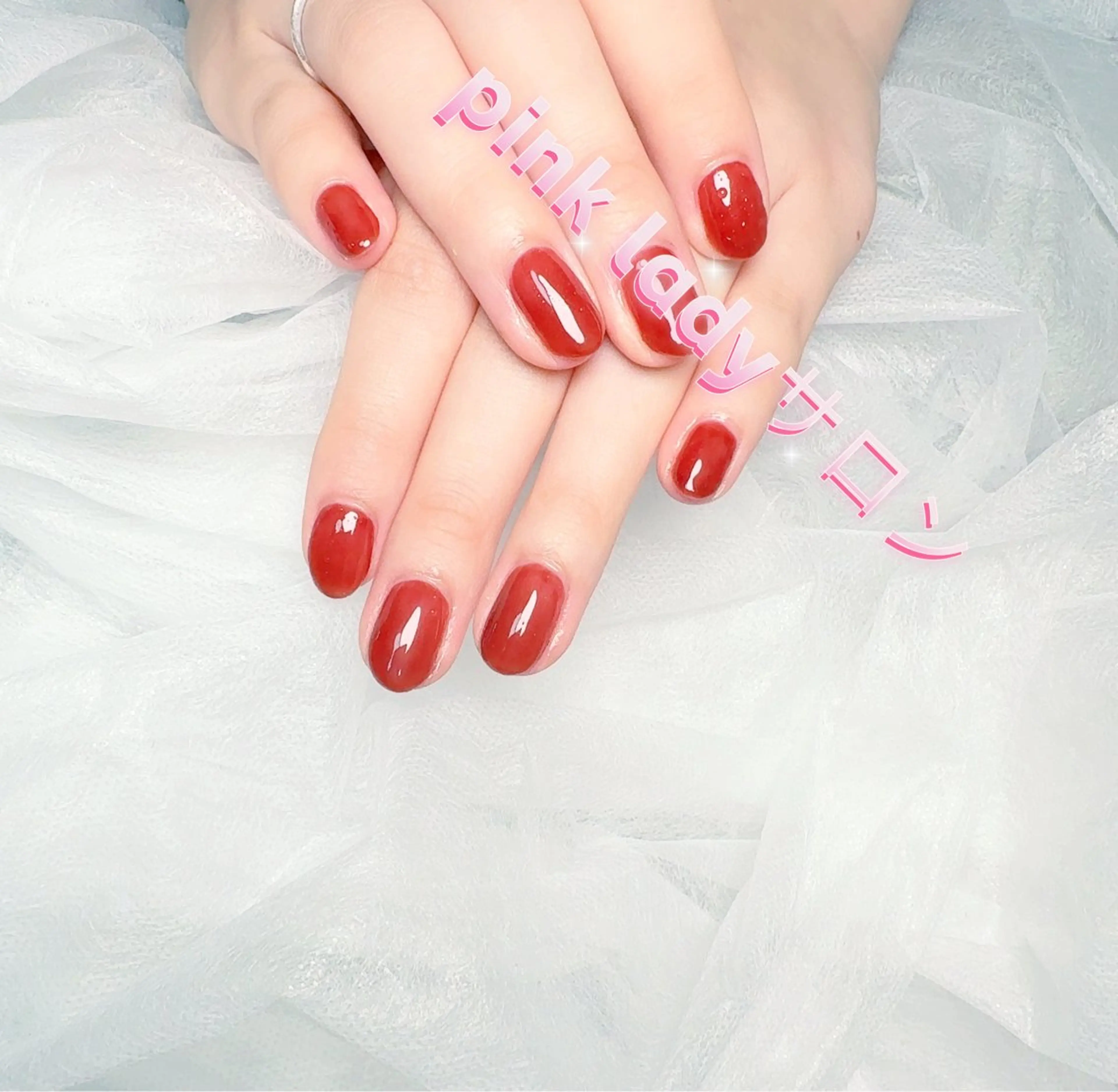 ネイル pink ladyサロン所属・べ にのネイルデザイン