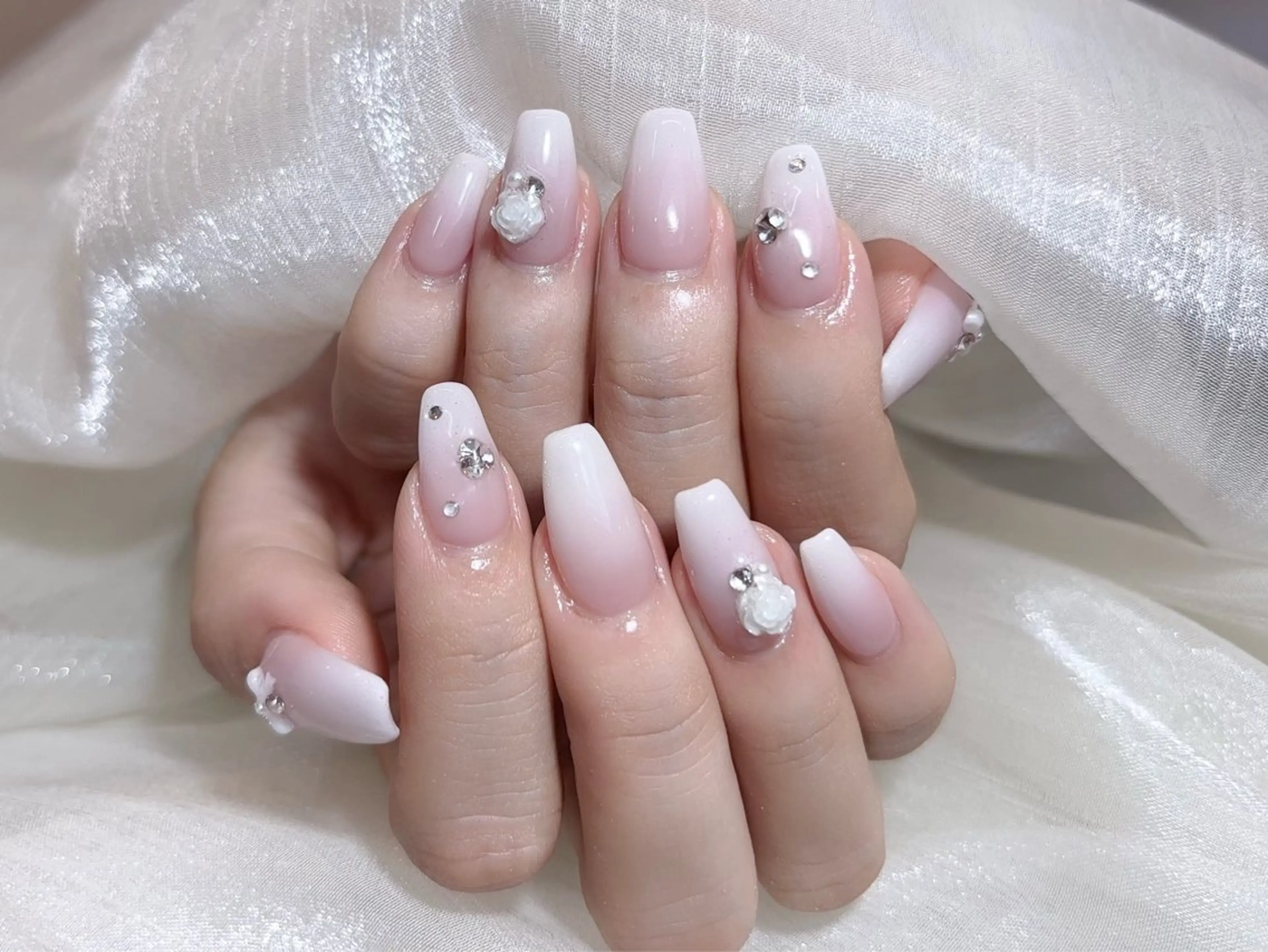 ネイル ruby's  nail salon所属・Ruby's ・KiKiのネイルデザイン