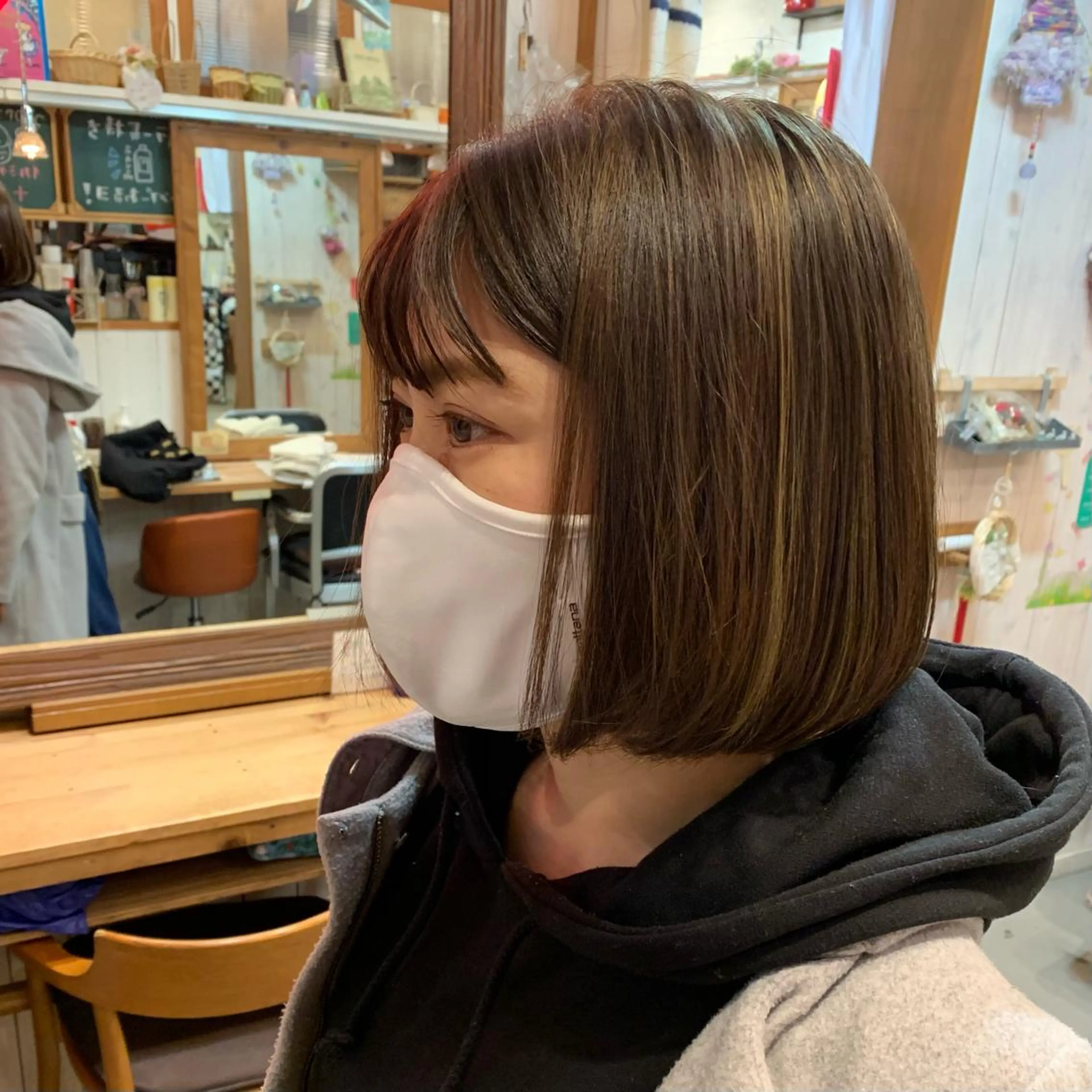 ショート ボブ ハイライト “ととのう”ヘッドス パ🌿本多麻亜優のヘアスタイル