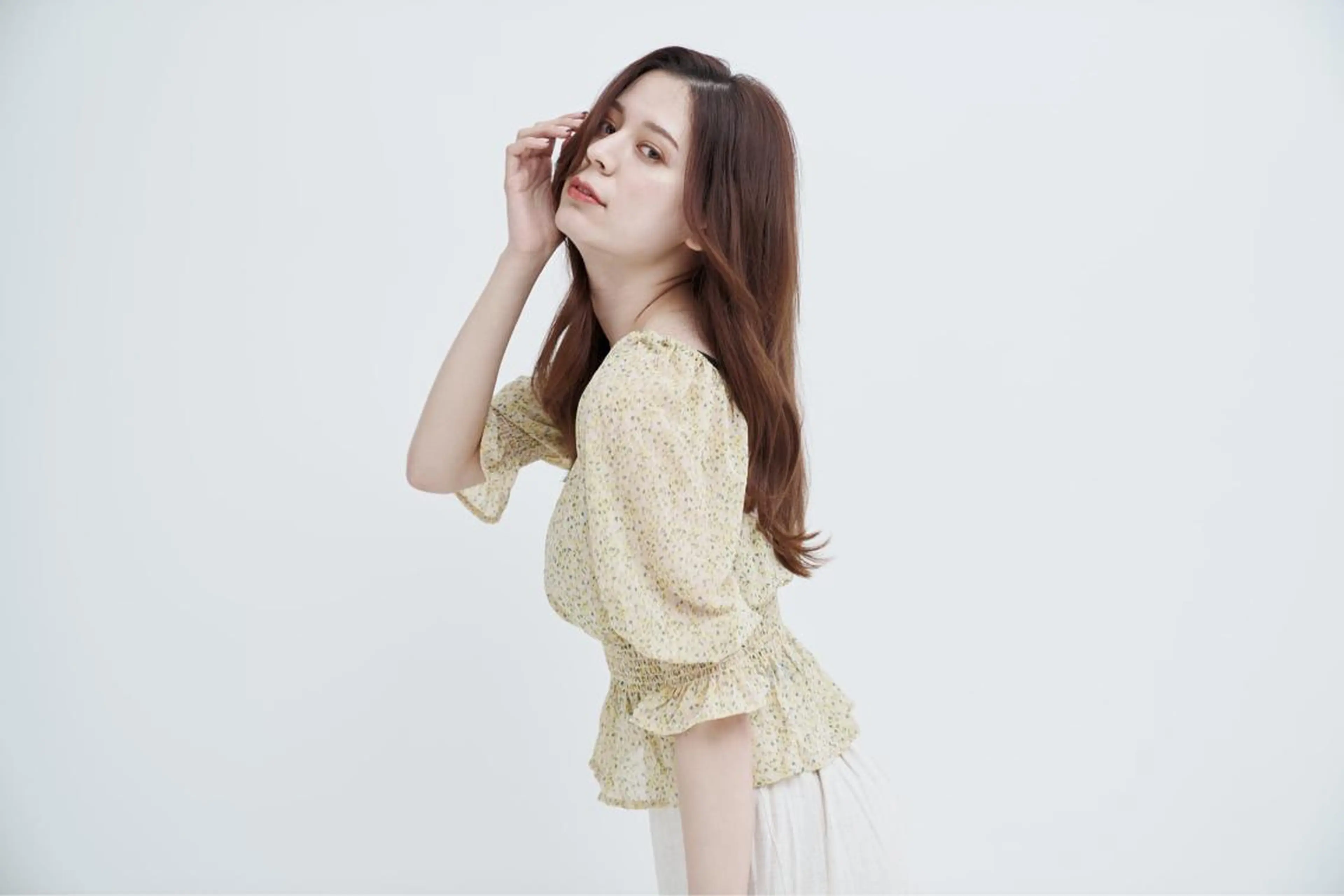 セミロング ハイライト FORTE MiLA 新居尚志のヘアスタイル