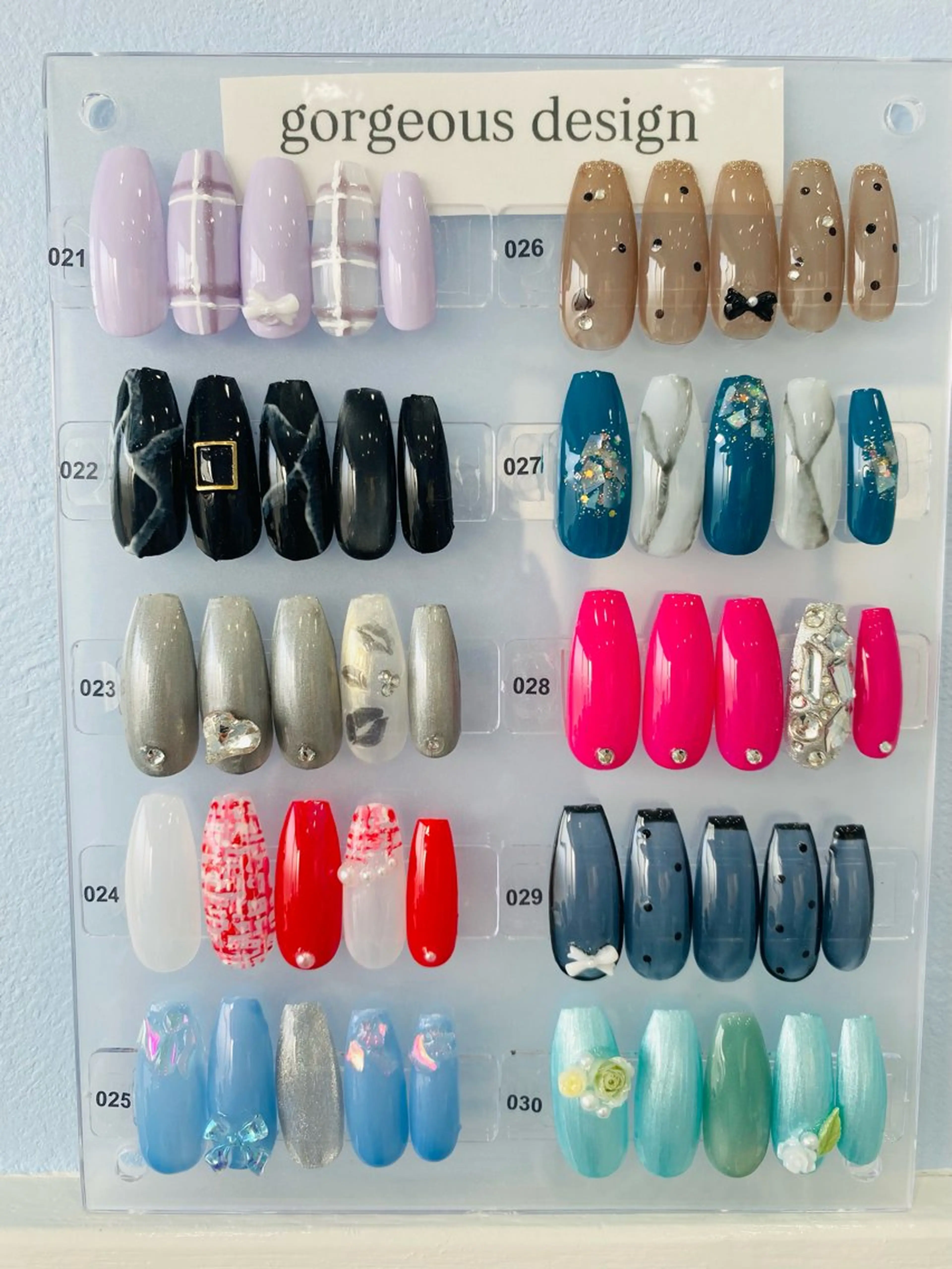 ネイル M'CLAIR所属・M'CLAIR makikoのネイルデザイン