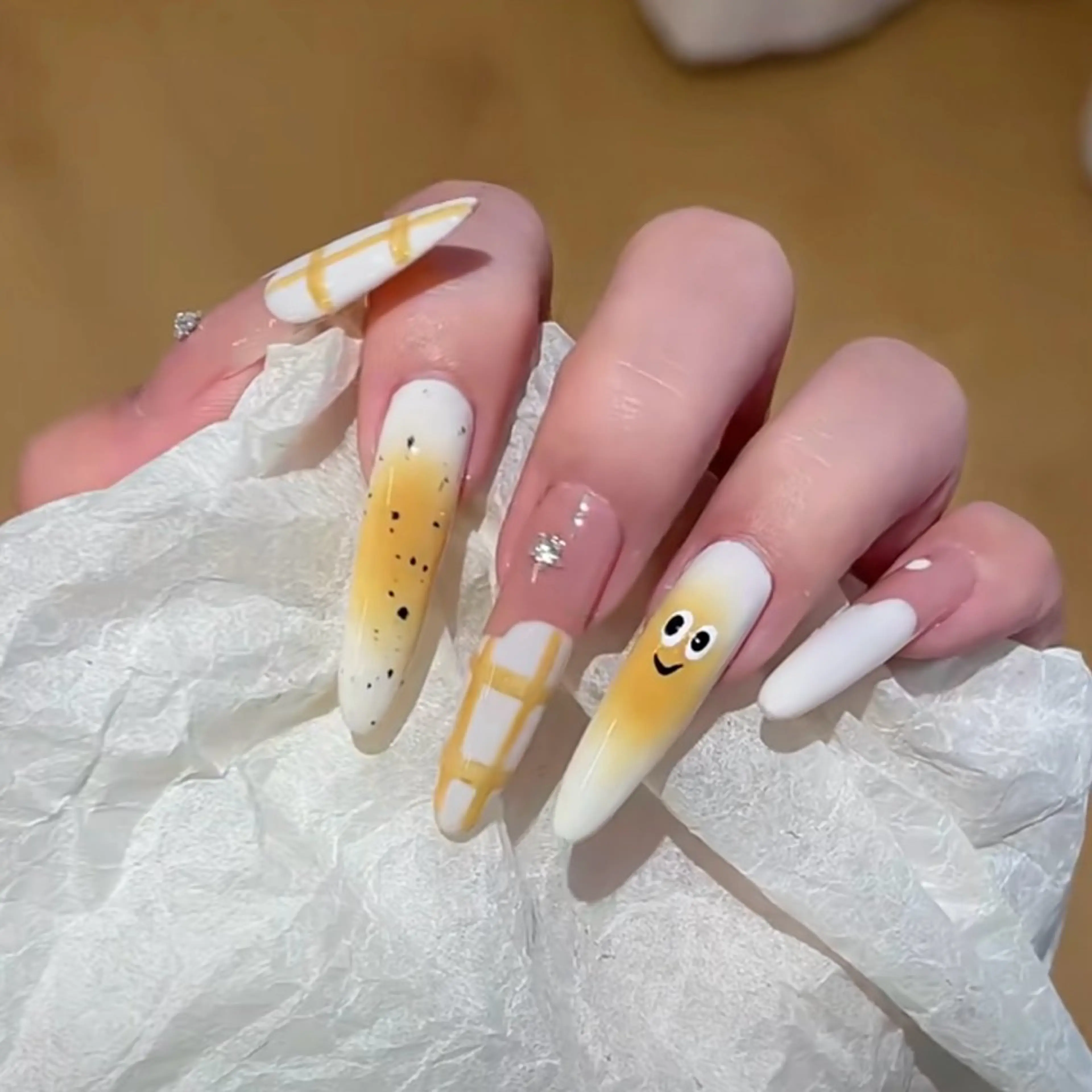 ネイル Hana  NAIL所属・新宿YISInail スカルプ専門店のネイルデザイン
