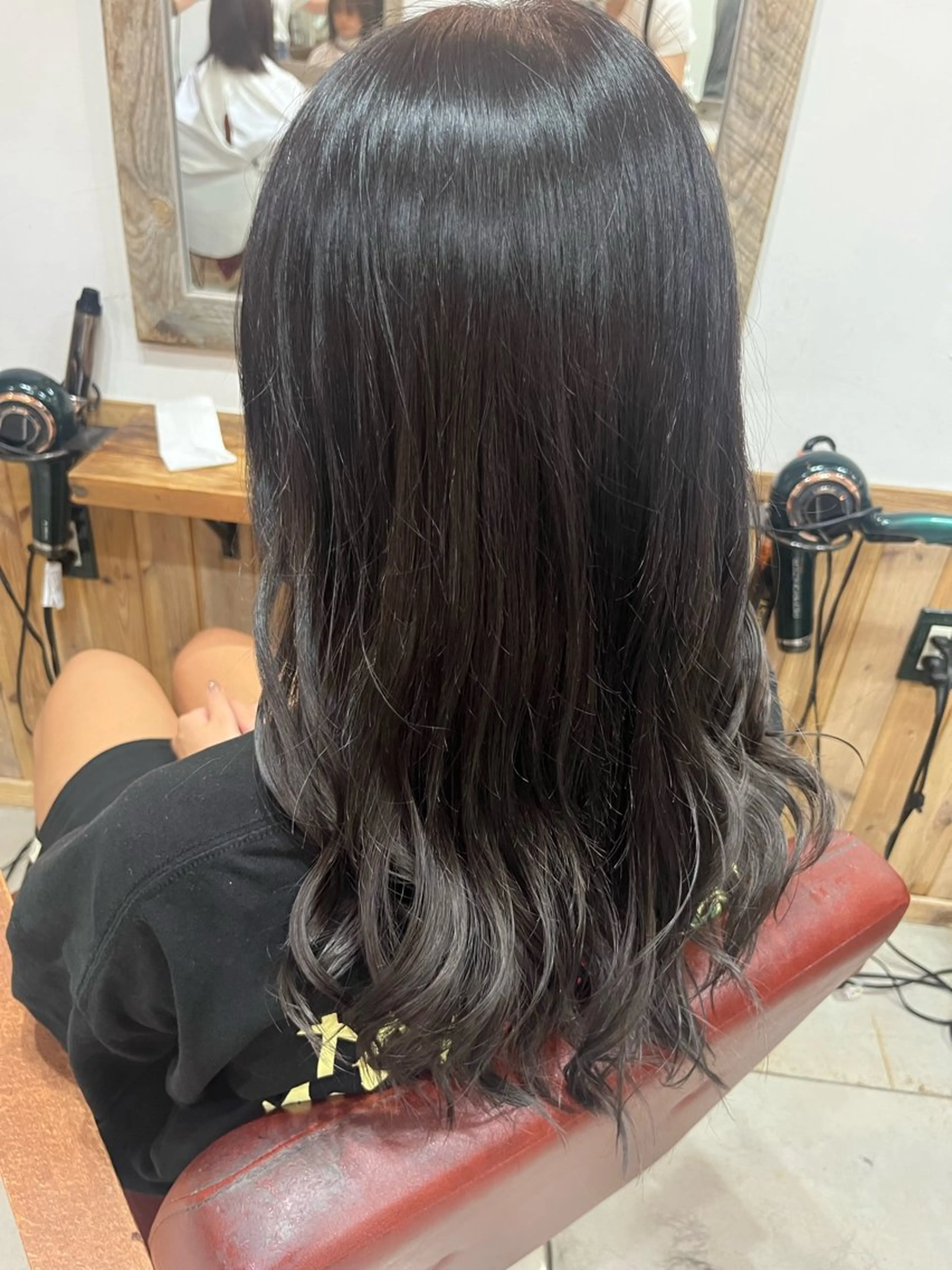 セミロング カラー ヘアカラー トリートメント 🦋坂本 未結🦋のヘアスタイル