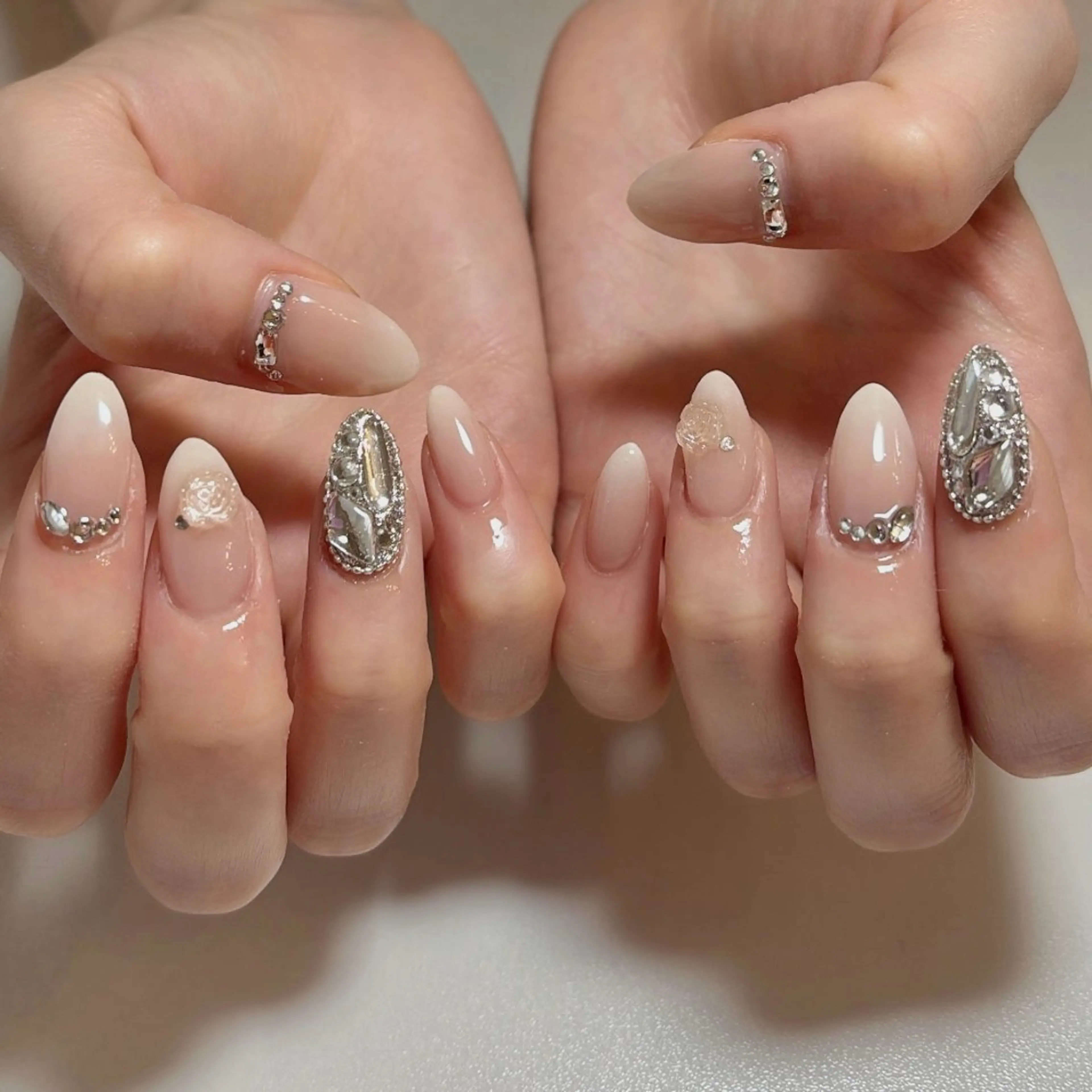 ネイル un.private nail salon所属・Ún.(ウヌ) りんのネイルデザイン