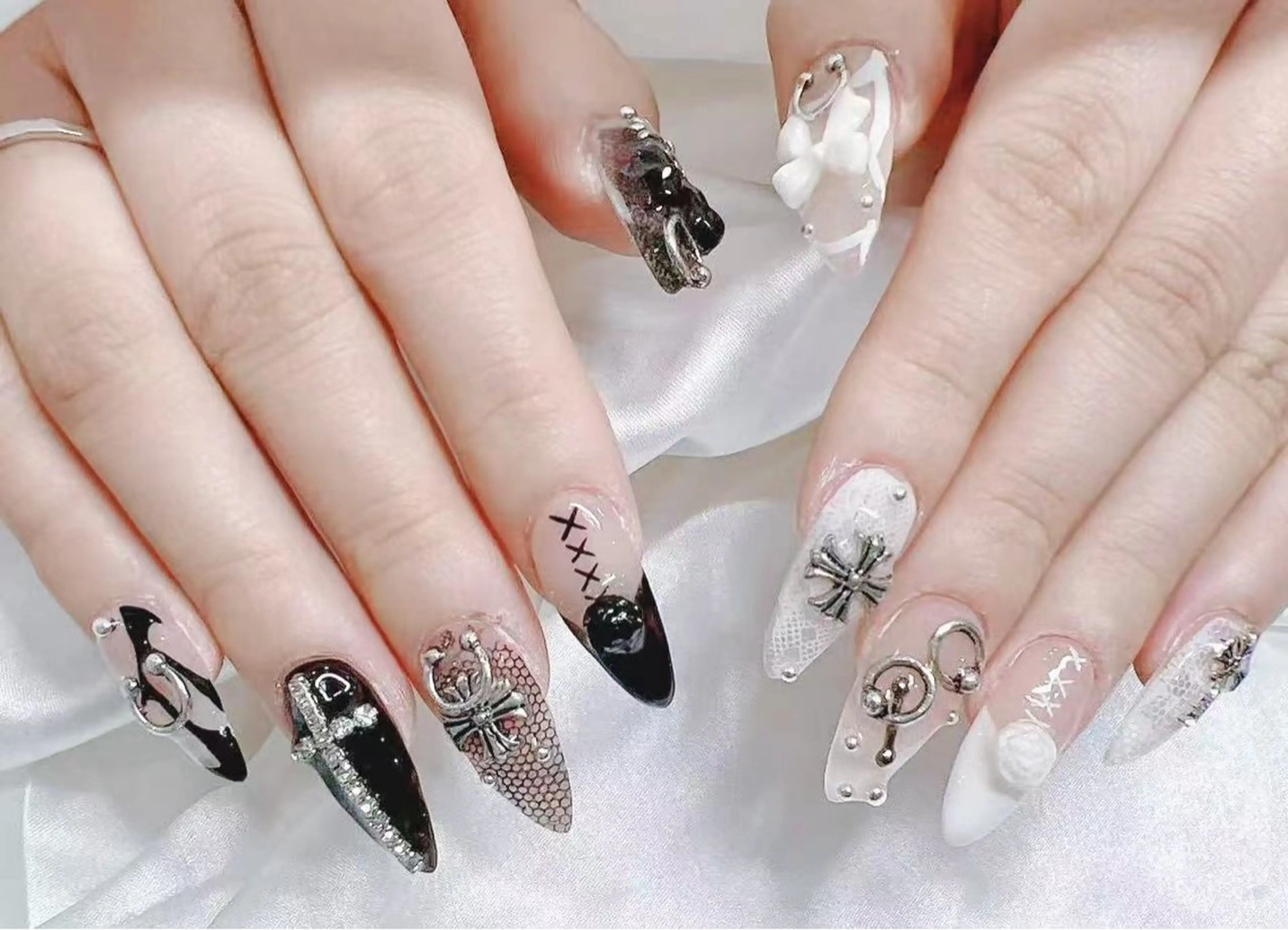 ネイル CeCe nail ネイルサロンのネイルデザイン