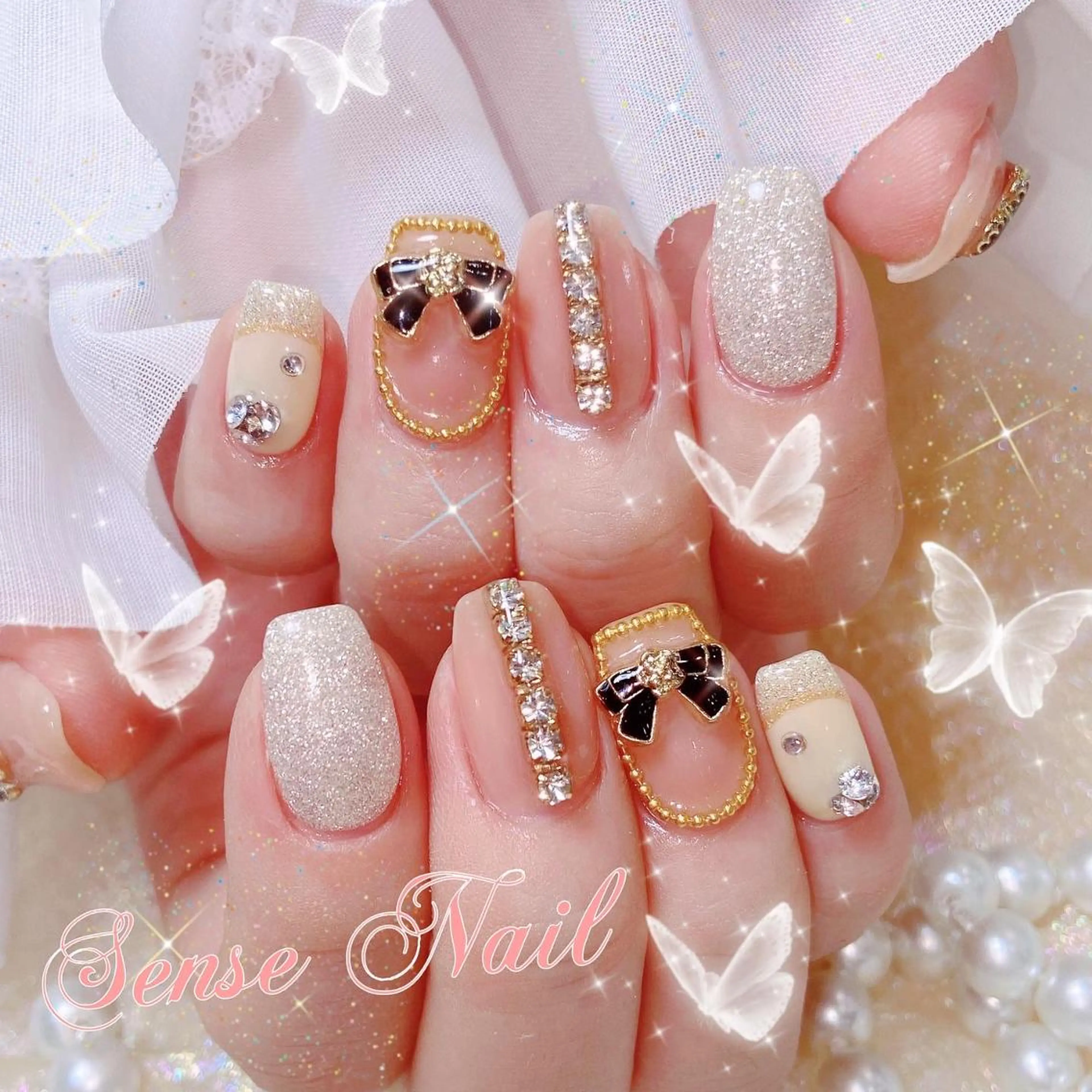 ネイル ハンドネイル ハンドケア Queenie 🦋のネイルデザイン
