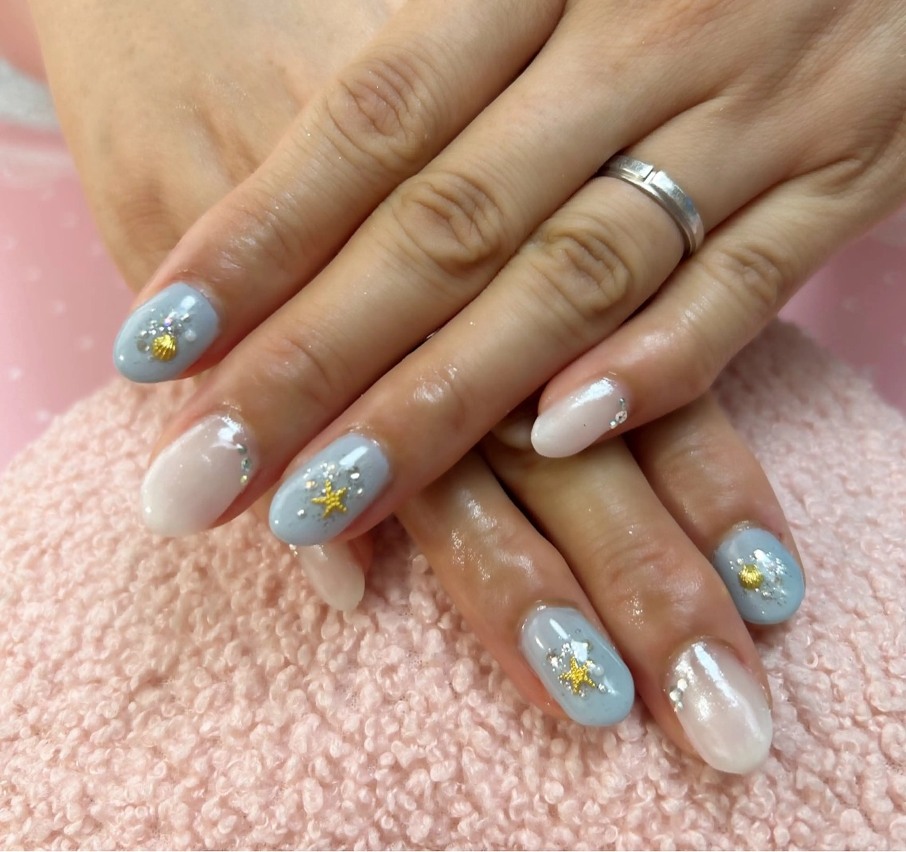 ネイル GＬA D所属・ＧＬAD グラットのネイルデザイン