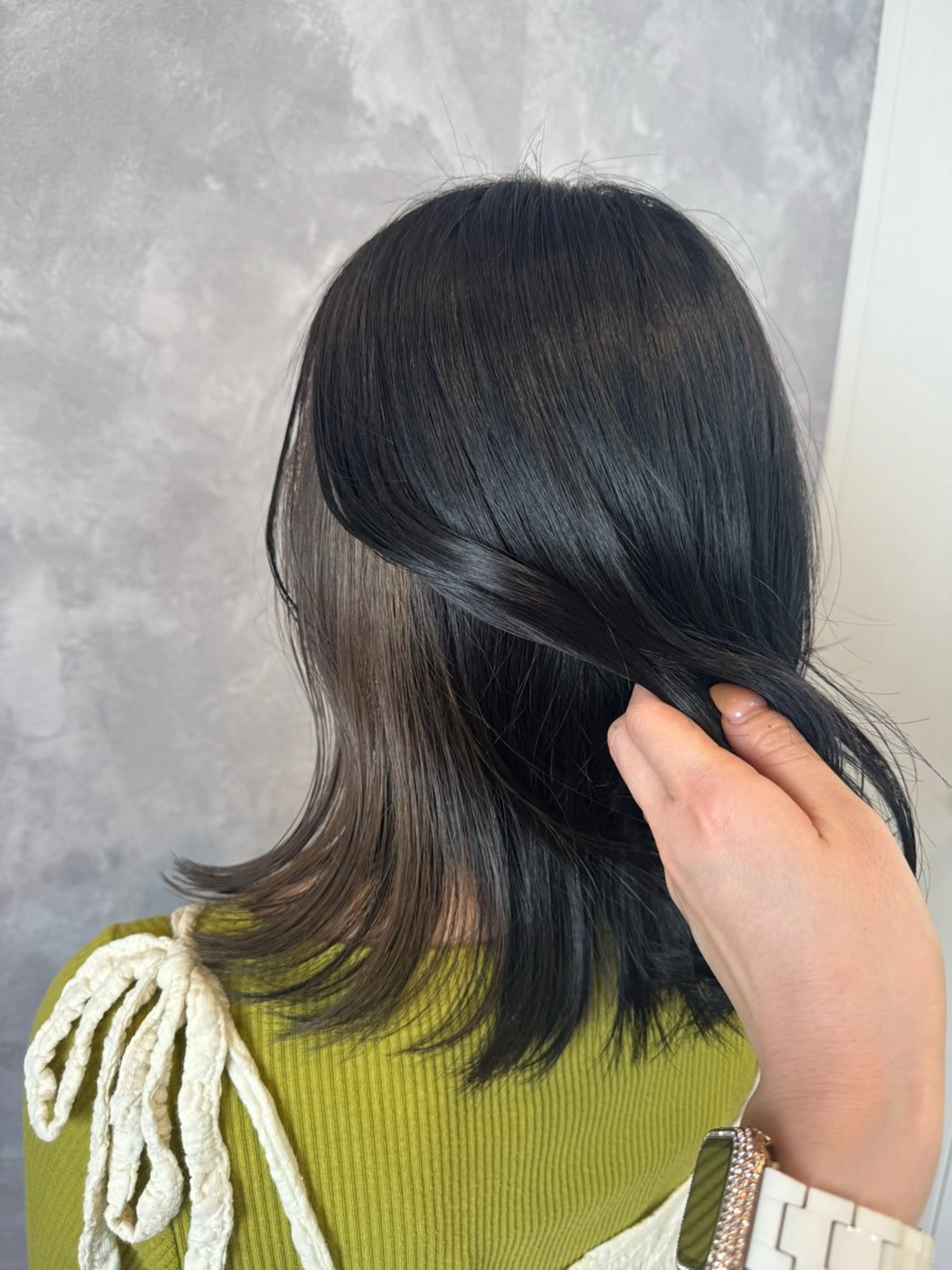 ミディアム カラー ヘアカラー トリートメント ヒヨシ ルナのヘアスタイル