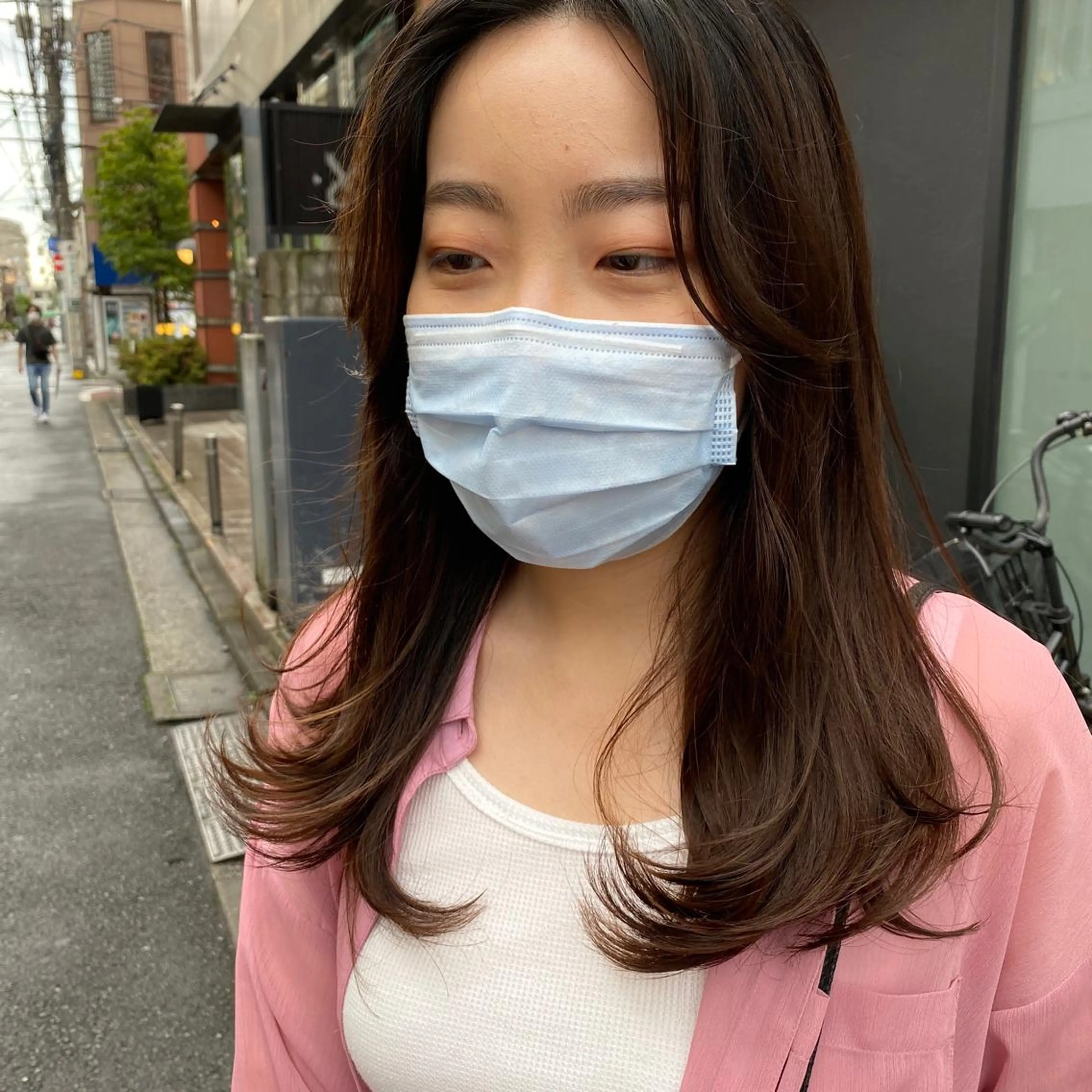 セミロング レイヤーカット カット かりん 🤍のヘアスタイル