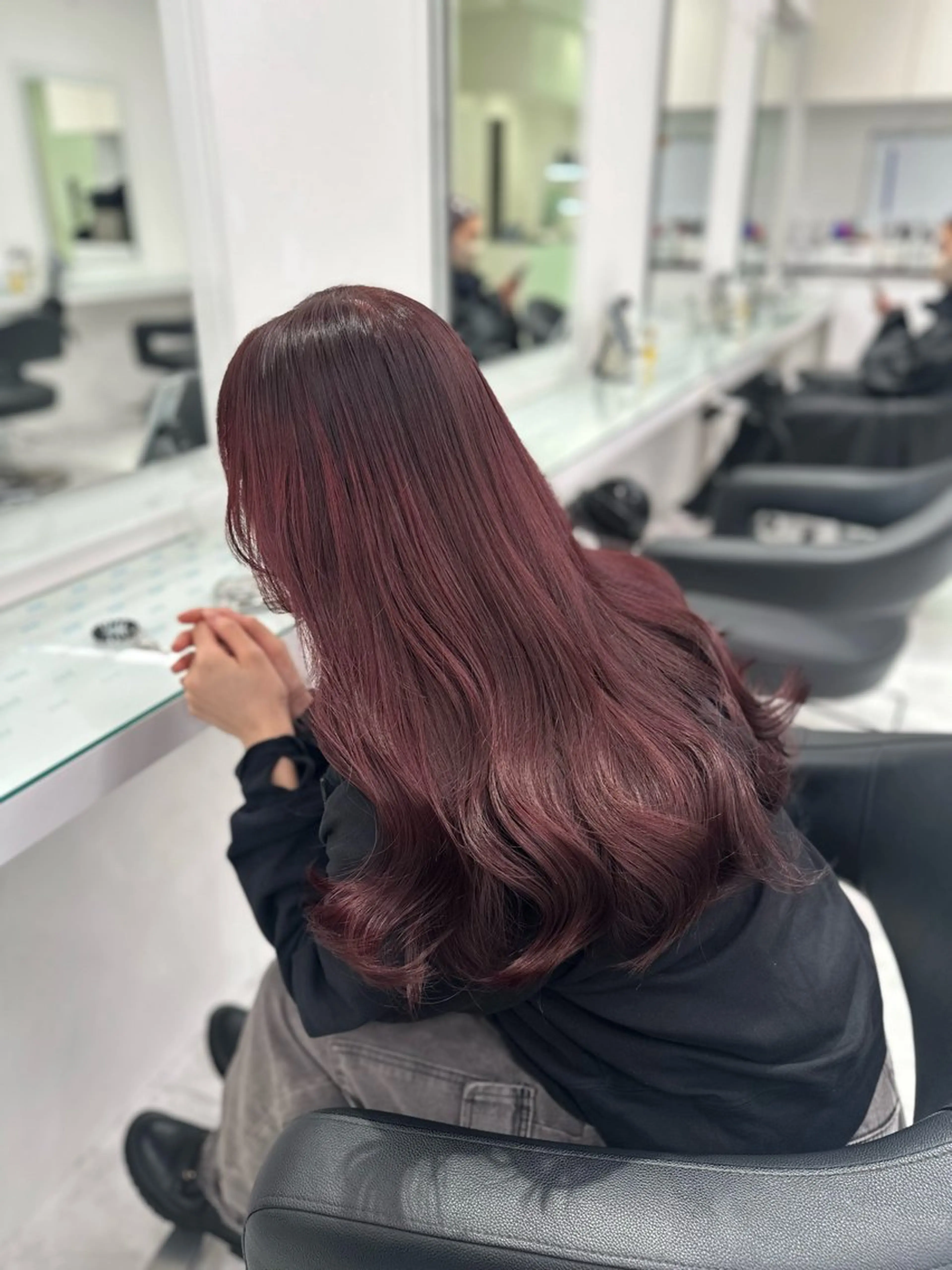 ロング カラー トレンド暖色ヘア♥️ miu♥️のヘアスタイル