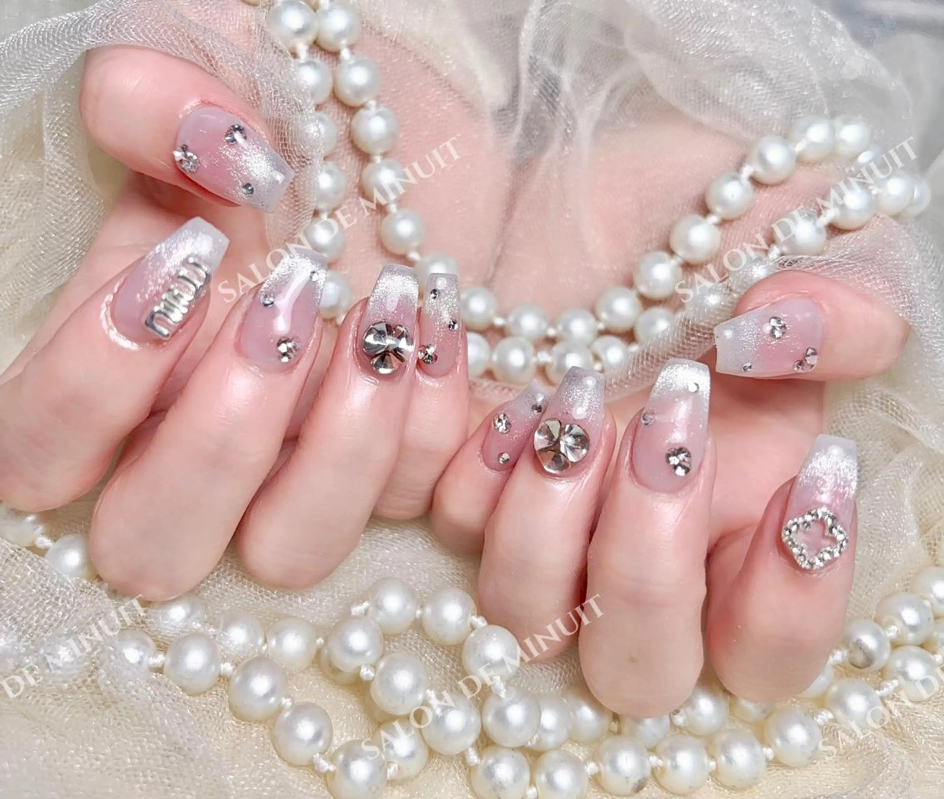 ネイル ハンドネイル ハンドケア Salon de Minuit🦩のネイルデザイン