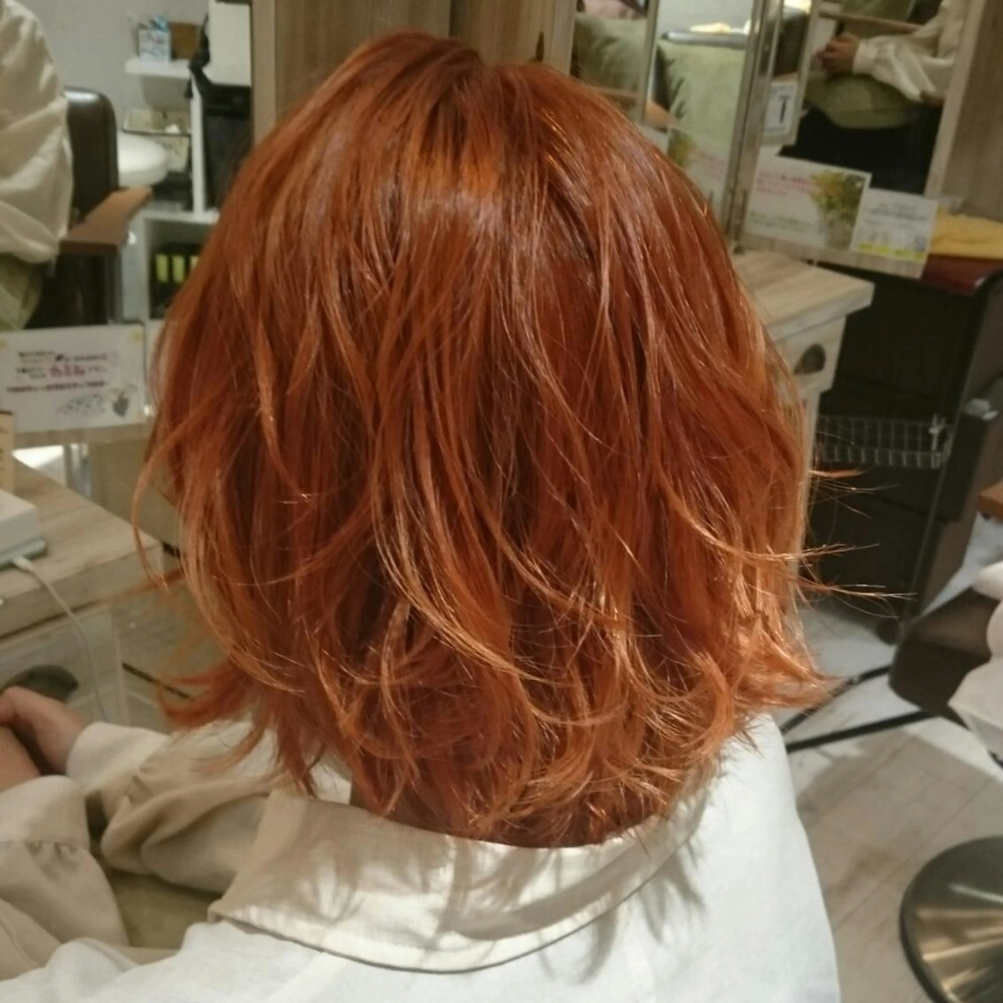 ミディアム カラー ブリーチ ケアブリーチ デザインカラー オレンジ E Komo hair所属・Wow❕E Komo hair 永井一輝のヘアスタイル