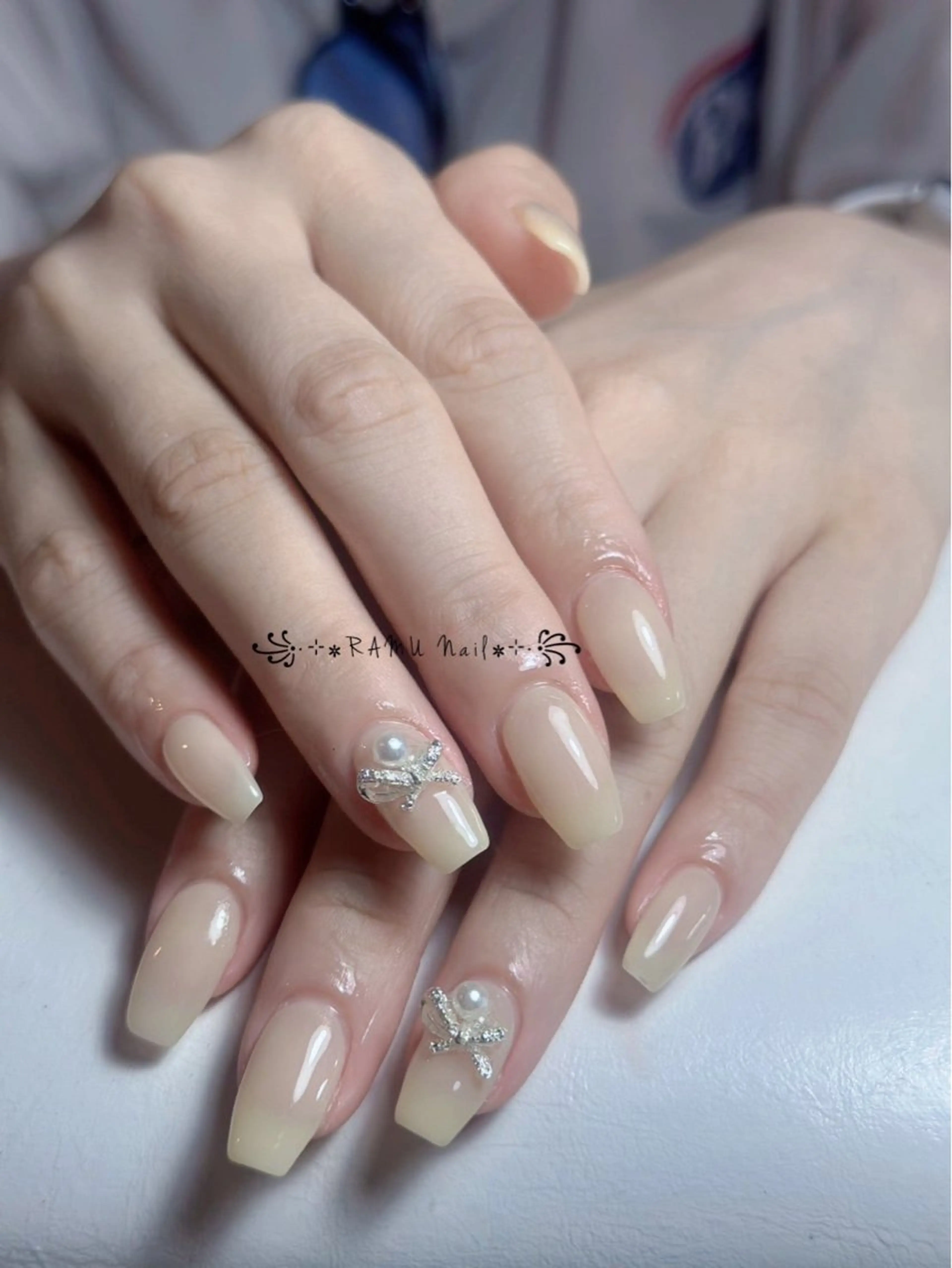 ネイル チークネイル フレンチネイル グラデーション キラキラネイル 韓国ネイル ハンドネイル RAMU_Nail 池袋店のネイルデザイン