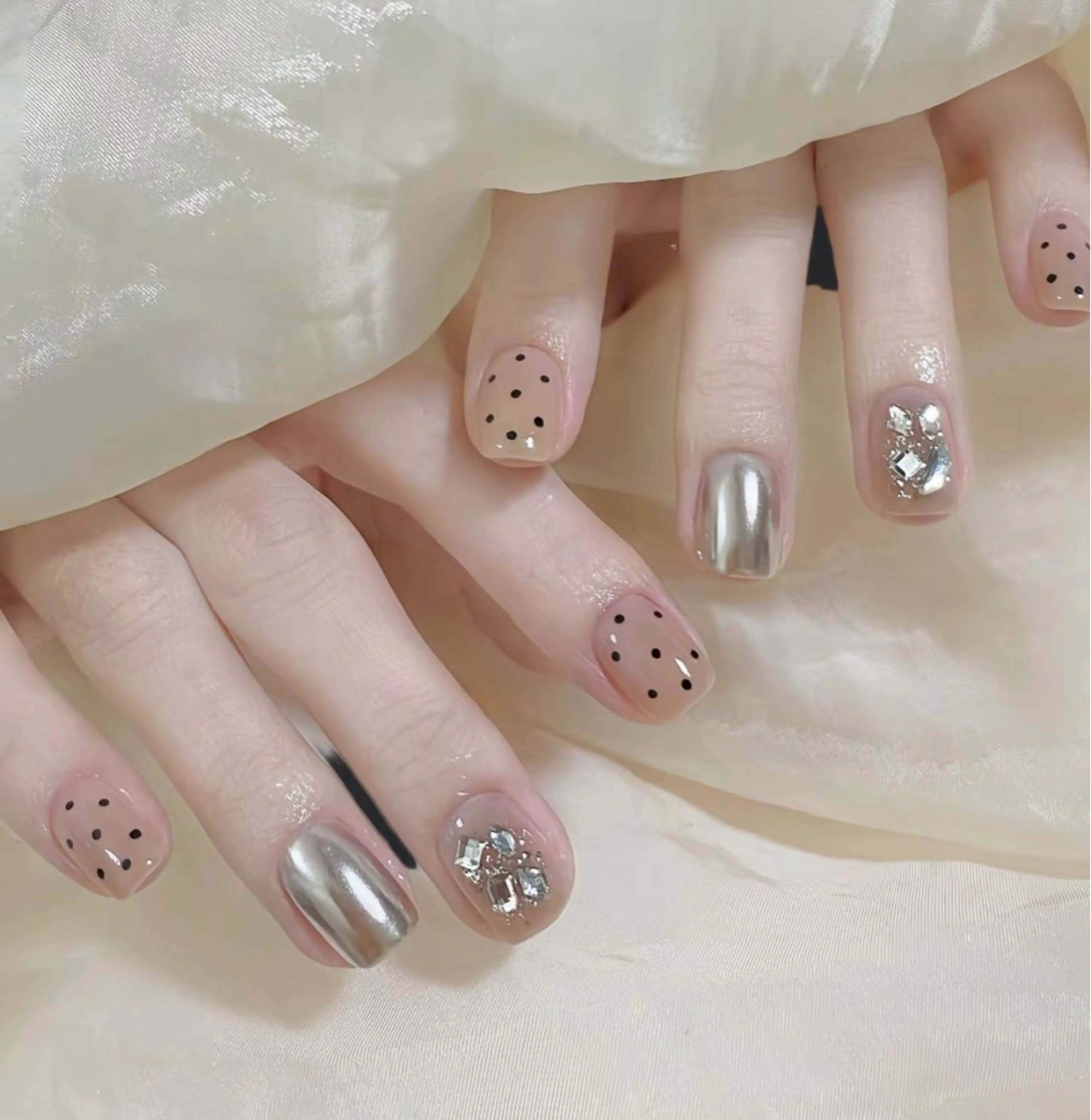 ネイル 持ち込み ハンドネイル ハンドケア ⭐️Dreamy Nail⭐️のネイルデザイン