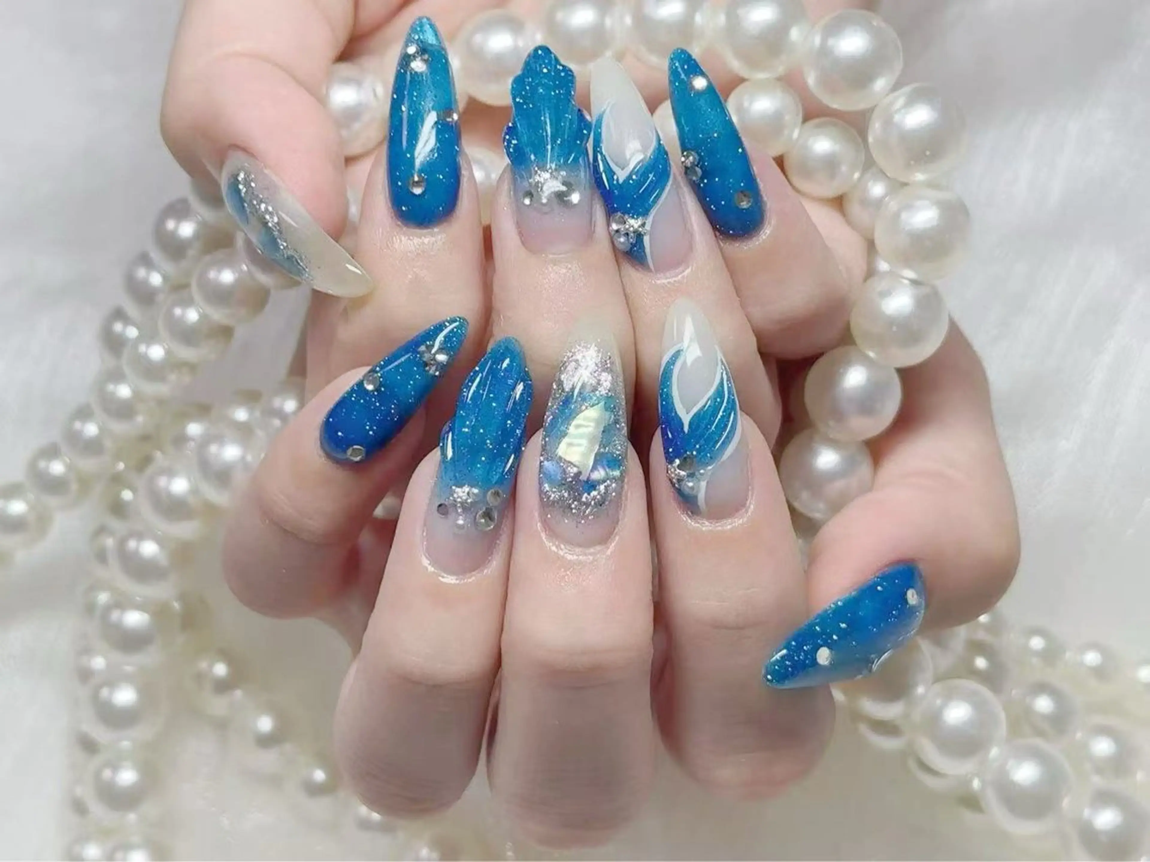 ネイル アートネイル クリアネイル 成人式 長さ出し フラッシュネイル 💫KASUMI 💅のネイルデザイン