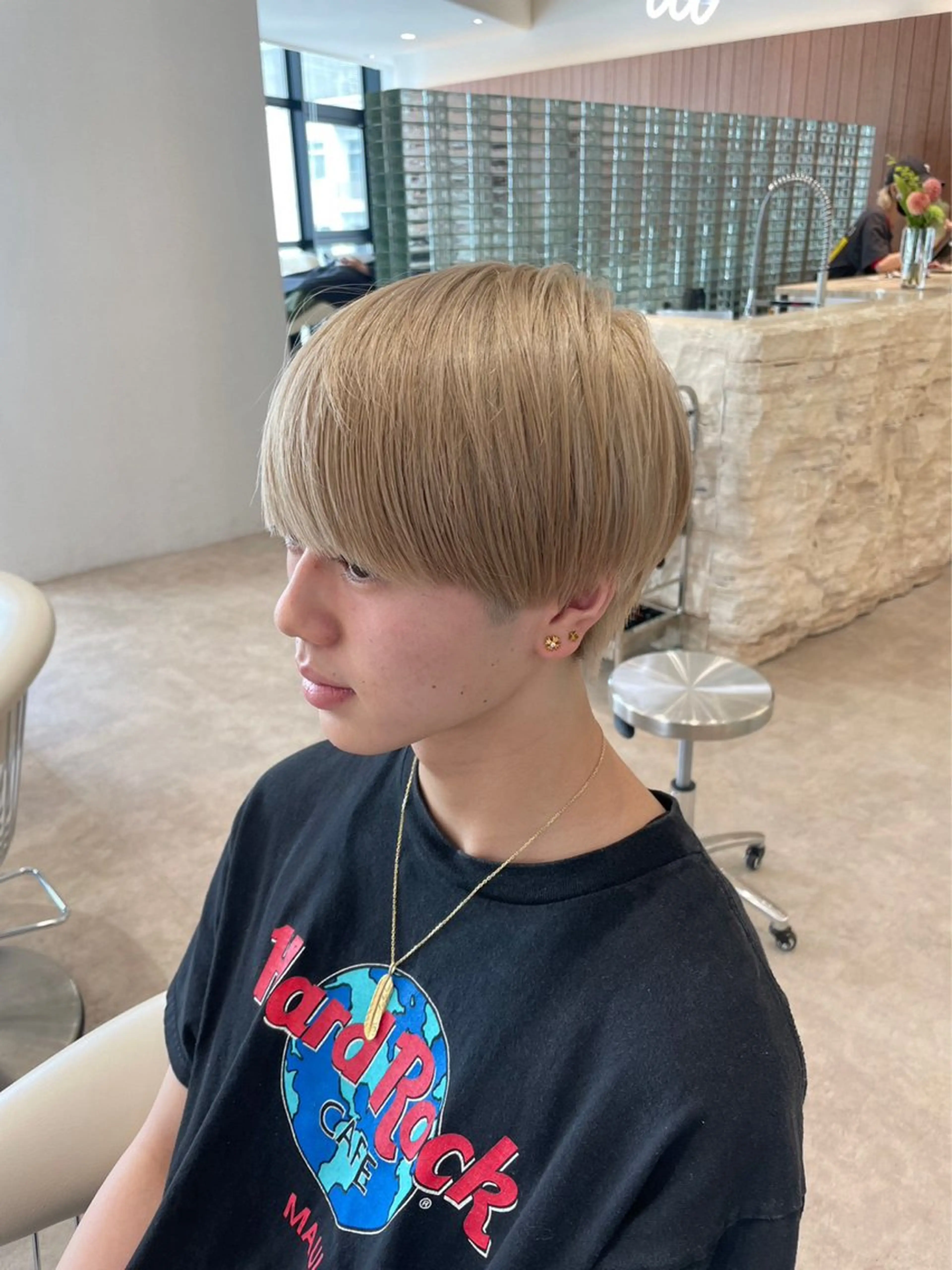 ショート メンズ メンズブリーチ メンズハイトーン メンズ韓国風 韓国風ヘア 韓国ヘア顔周りカット そーた/渋谷駅のヘアスタイル