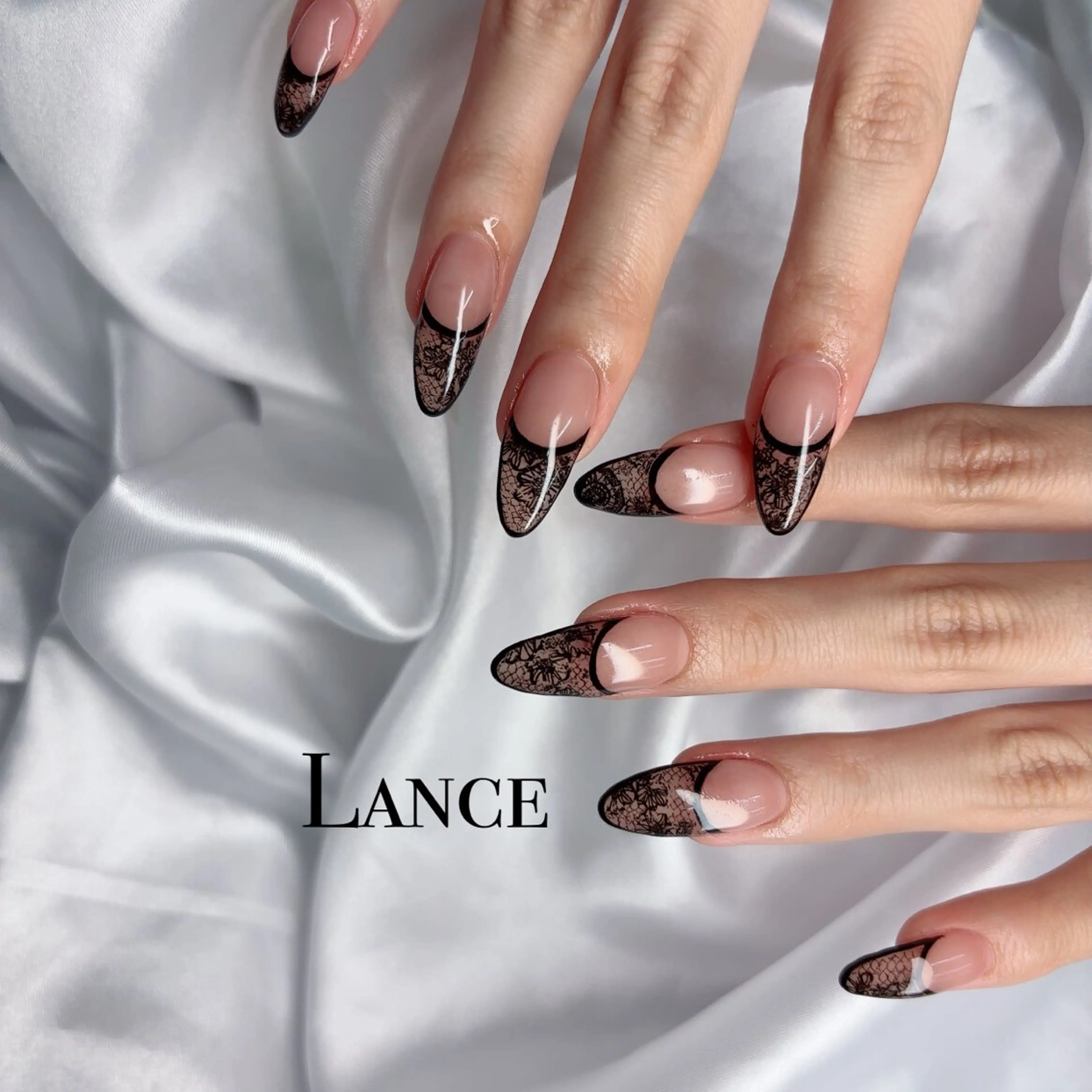 ネイル オーロラネイル フットネイル 氷ネイル・うるうるネイル キラキラネイル 韓国ネイル ハンドネイル Lance nailのネイルデザイン