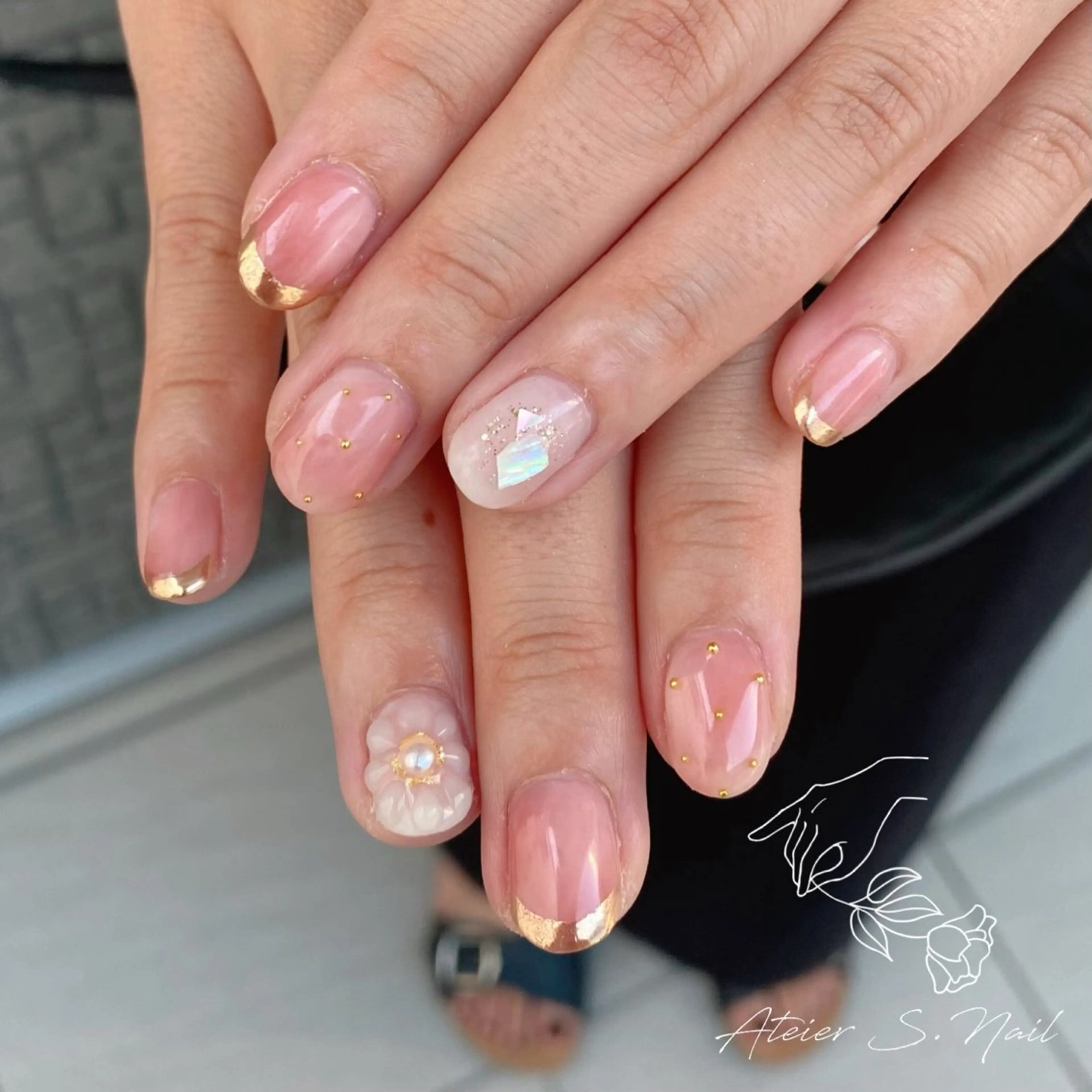 ネイル フラワーネイル 持ち込み ニュアンスネイル ぷっくりネイル Atelier S.nailのネイルデザイン