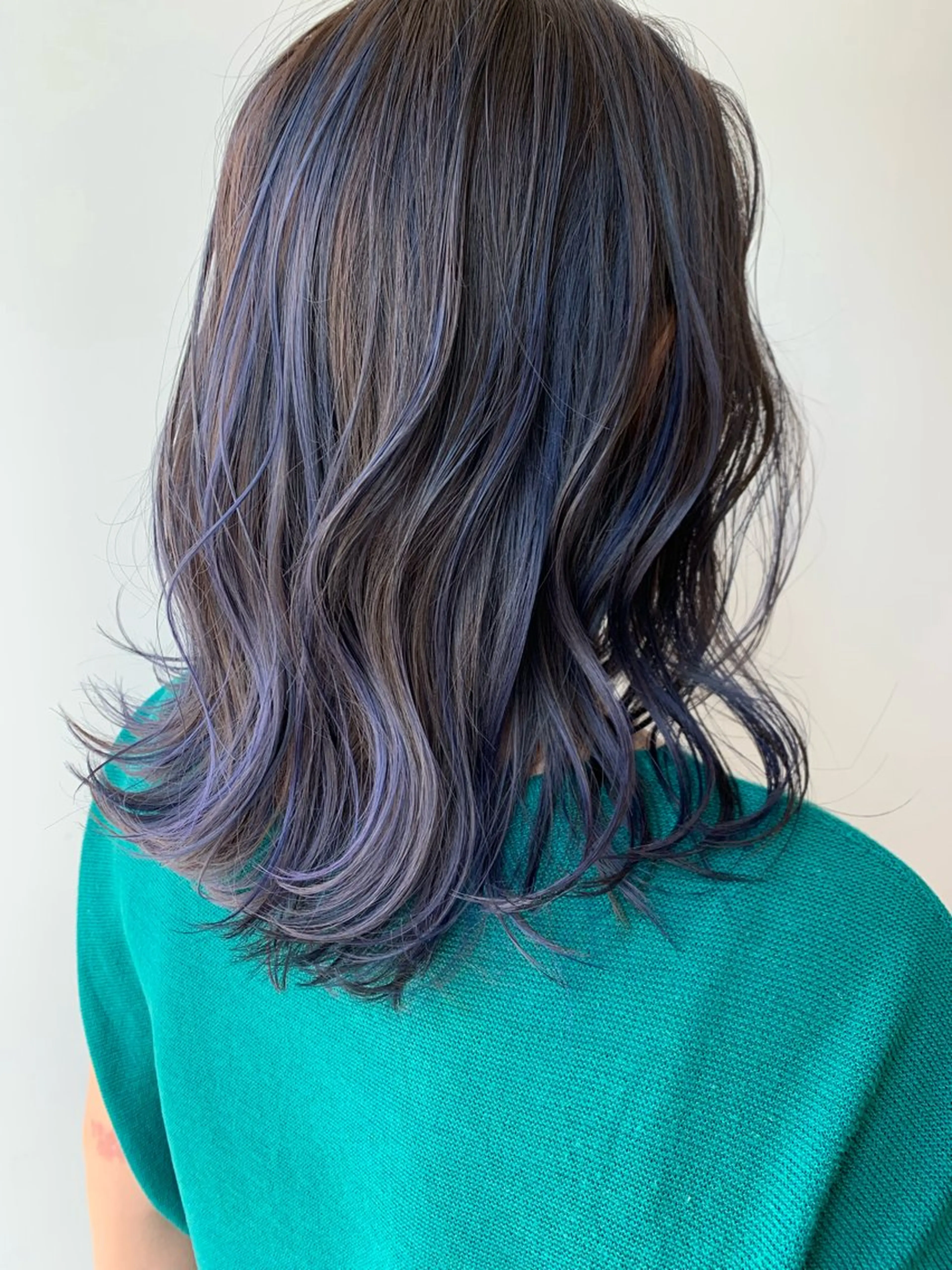 ミディアム カラー ブルーカラー デザインカラー ヘアカラー フリーランス　美容師 cayocoのヘアスタイル