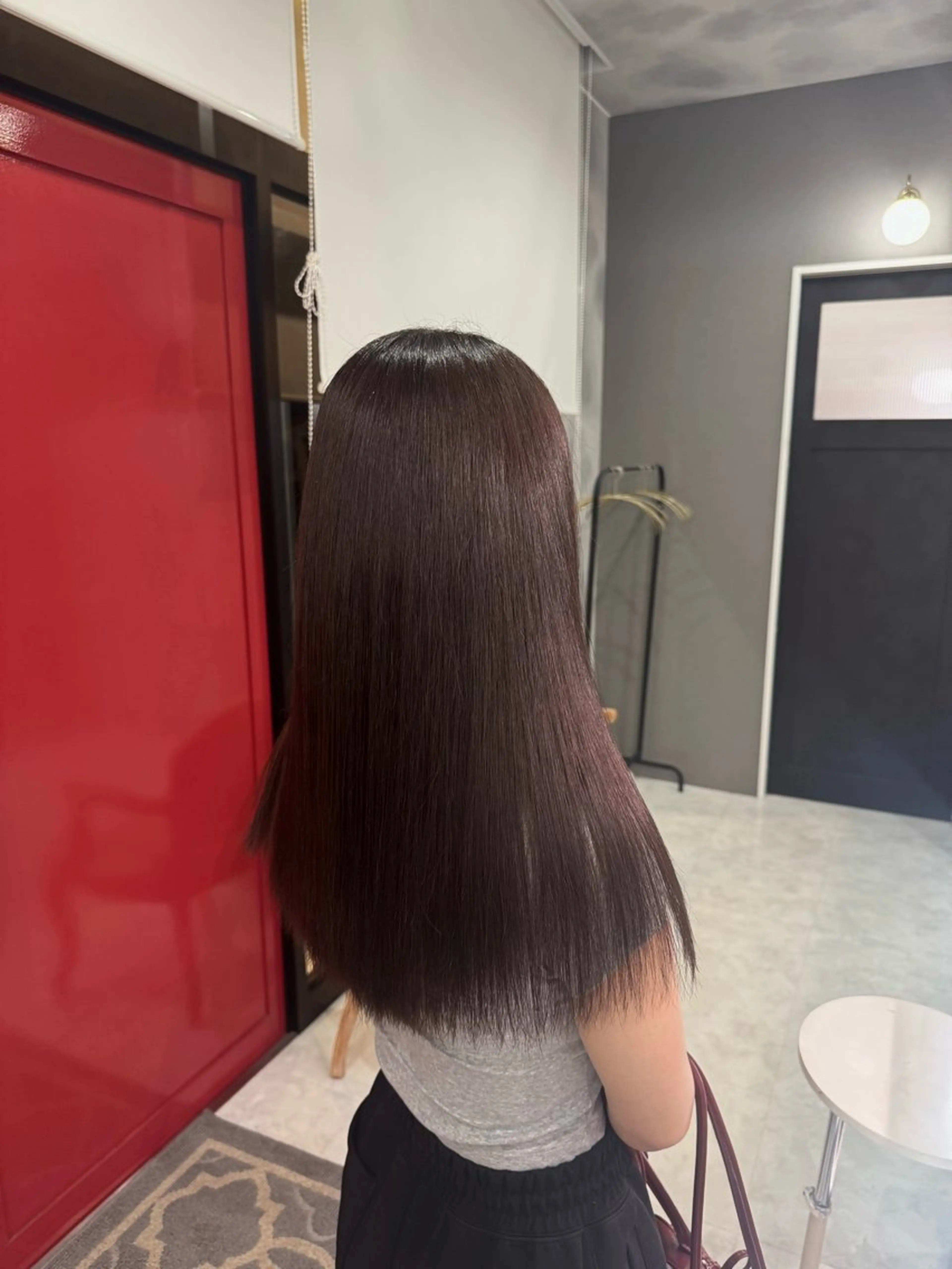 ロング 縮毛矯正 紙野 優月のヘアスタイル