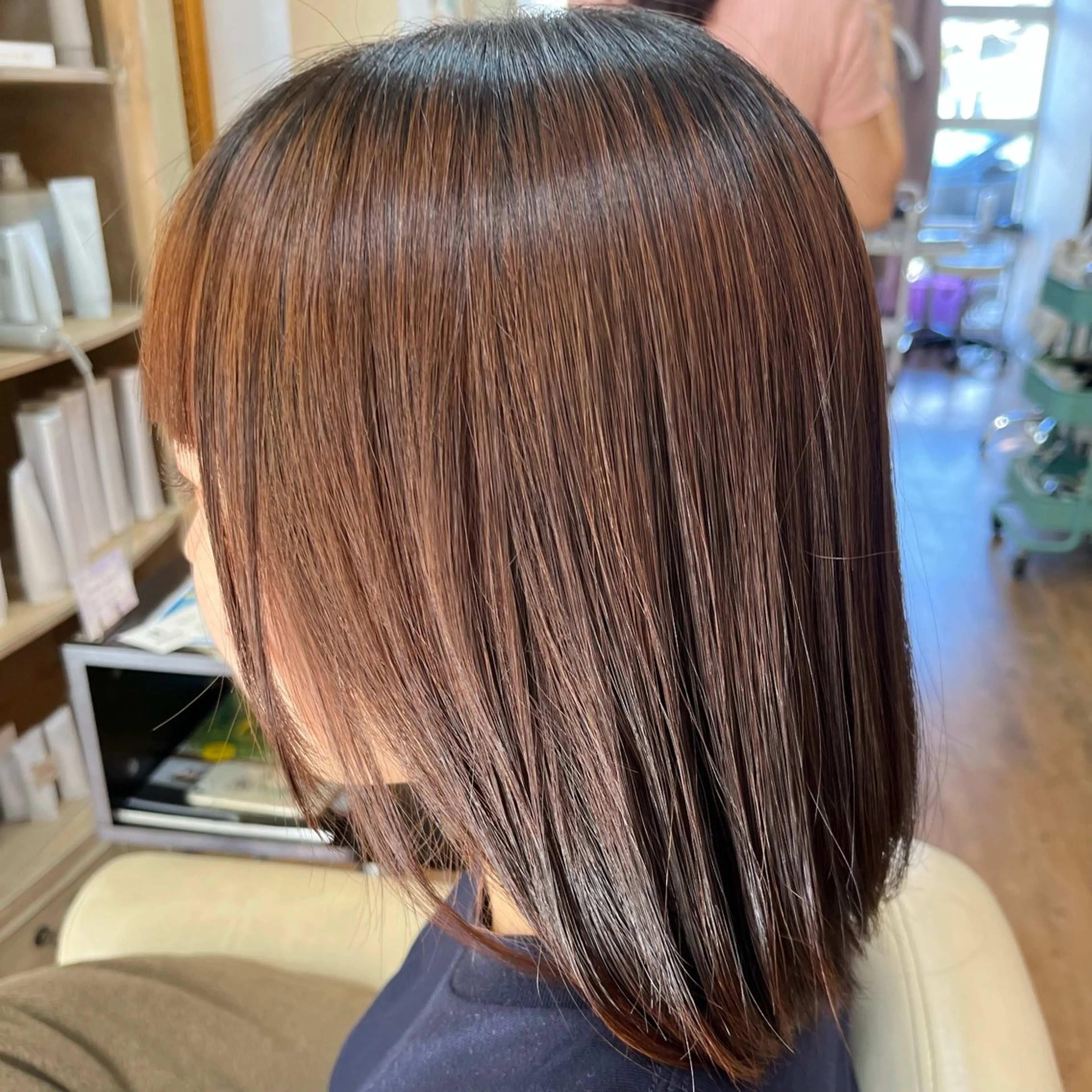 【ショート、ミディアム】　ストレート、縮毛矯正の写真