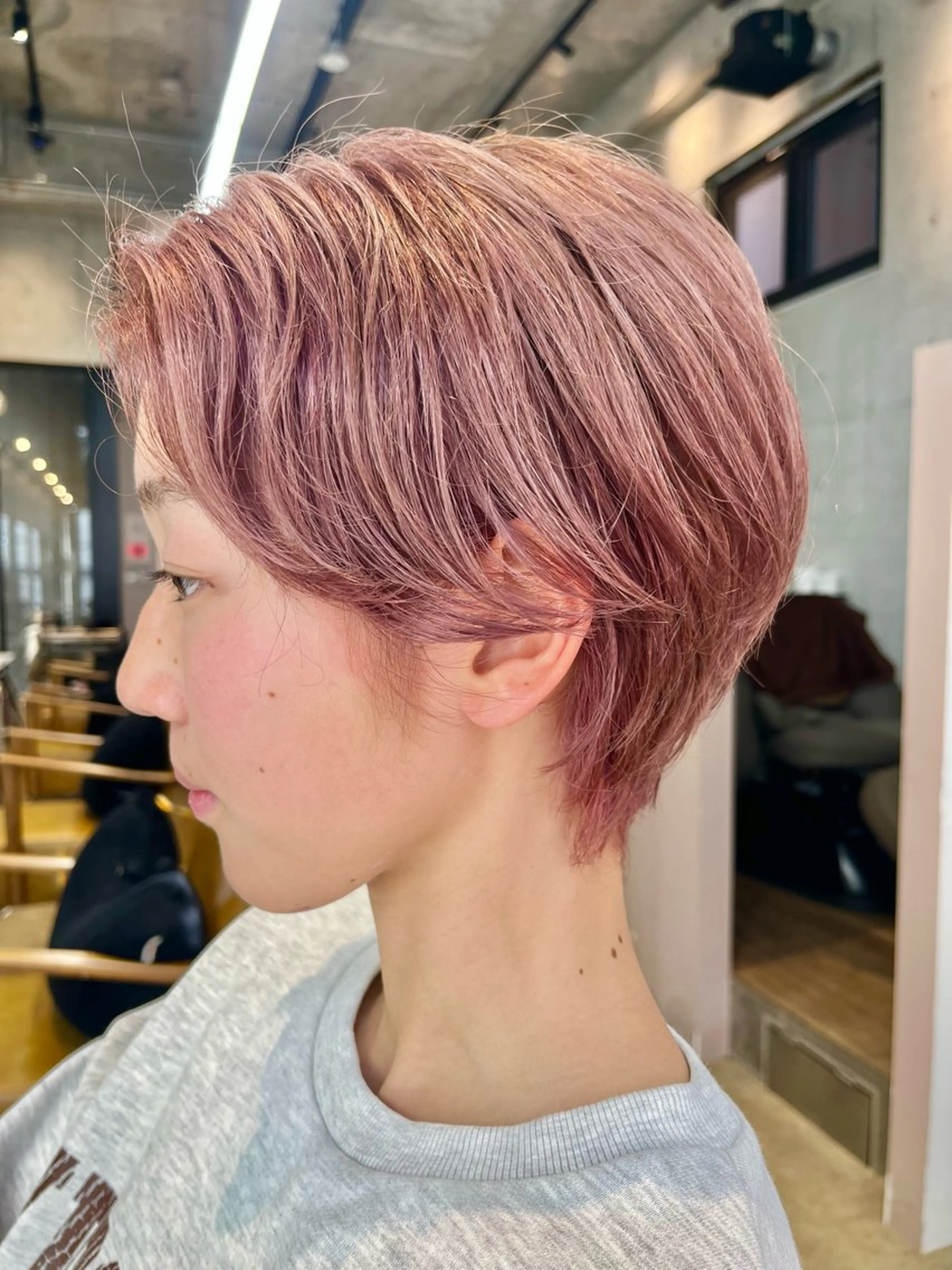 ショート カラー 縮毛矯正 ルーツカラー/ デザインカラー/井川のヘアスタイル