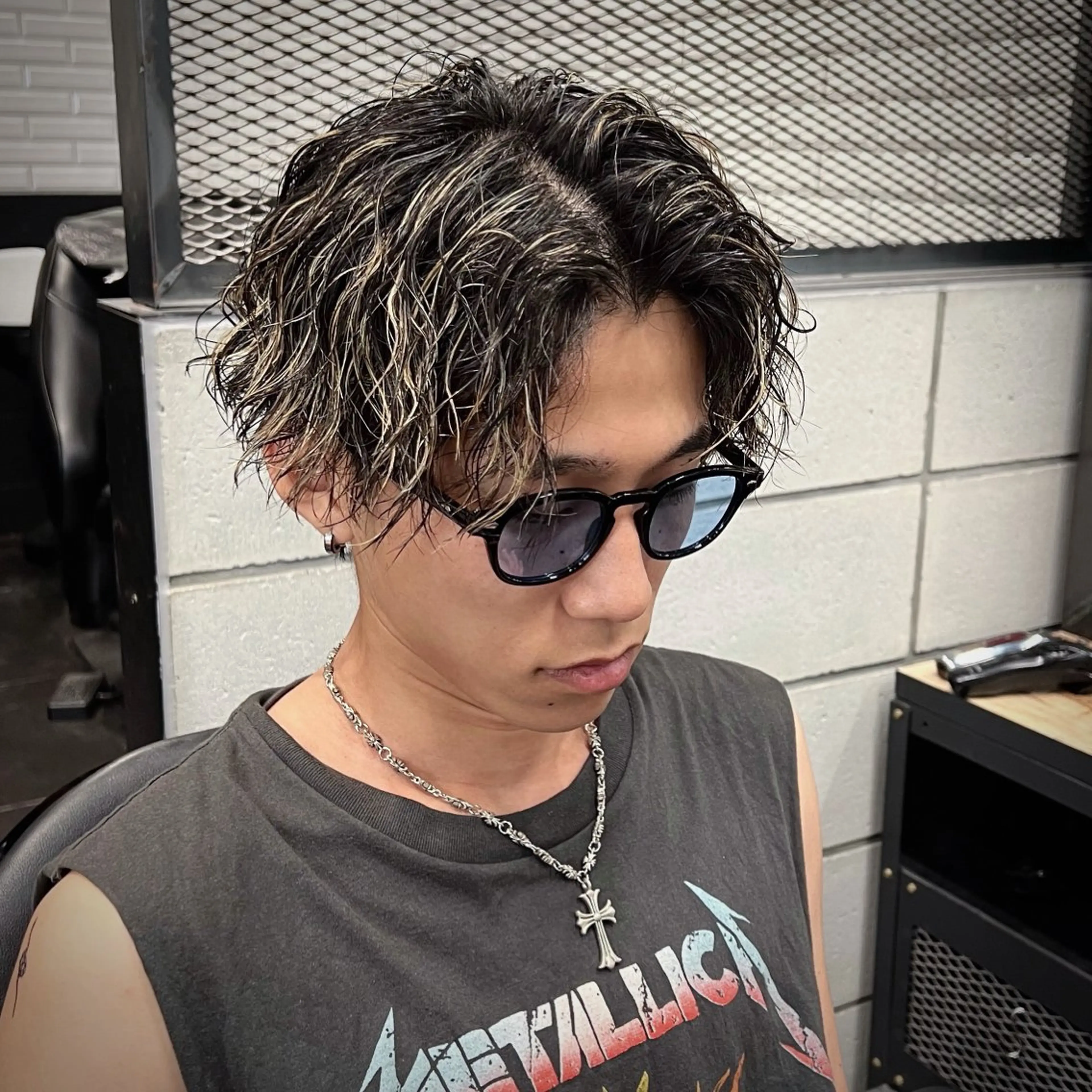 メンズ メンズハイライト メンズメッシュ メンズパーマ カット ヘアカラー トリートメント メンズ特化/パーマ/ ハイライト/竜成のヘアスタイル