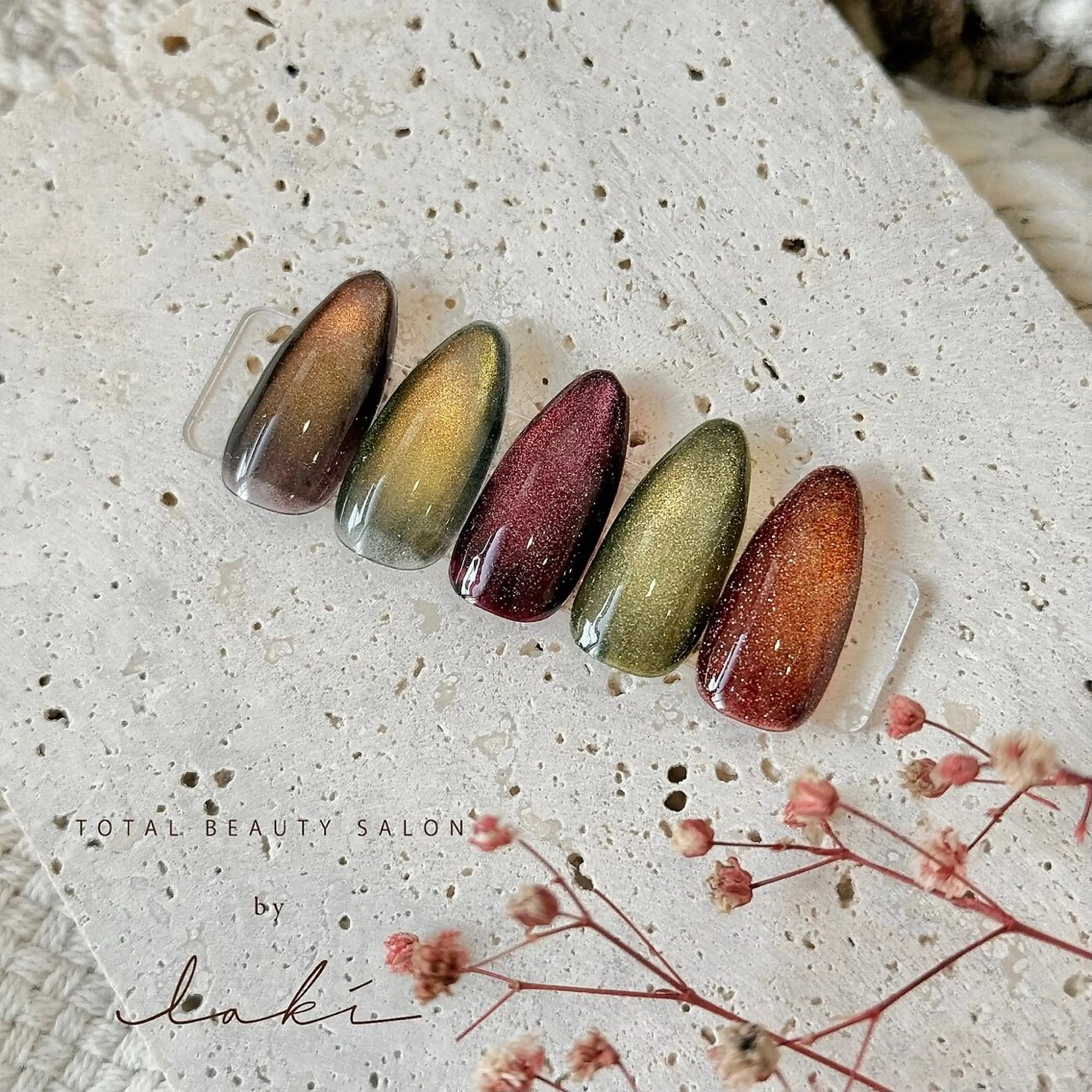 ＊オフ有り＊大人気【限定カラー🍂】5色から選べるマグネット🫧の写真