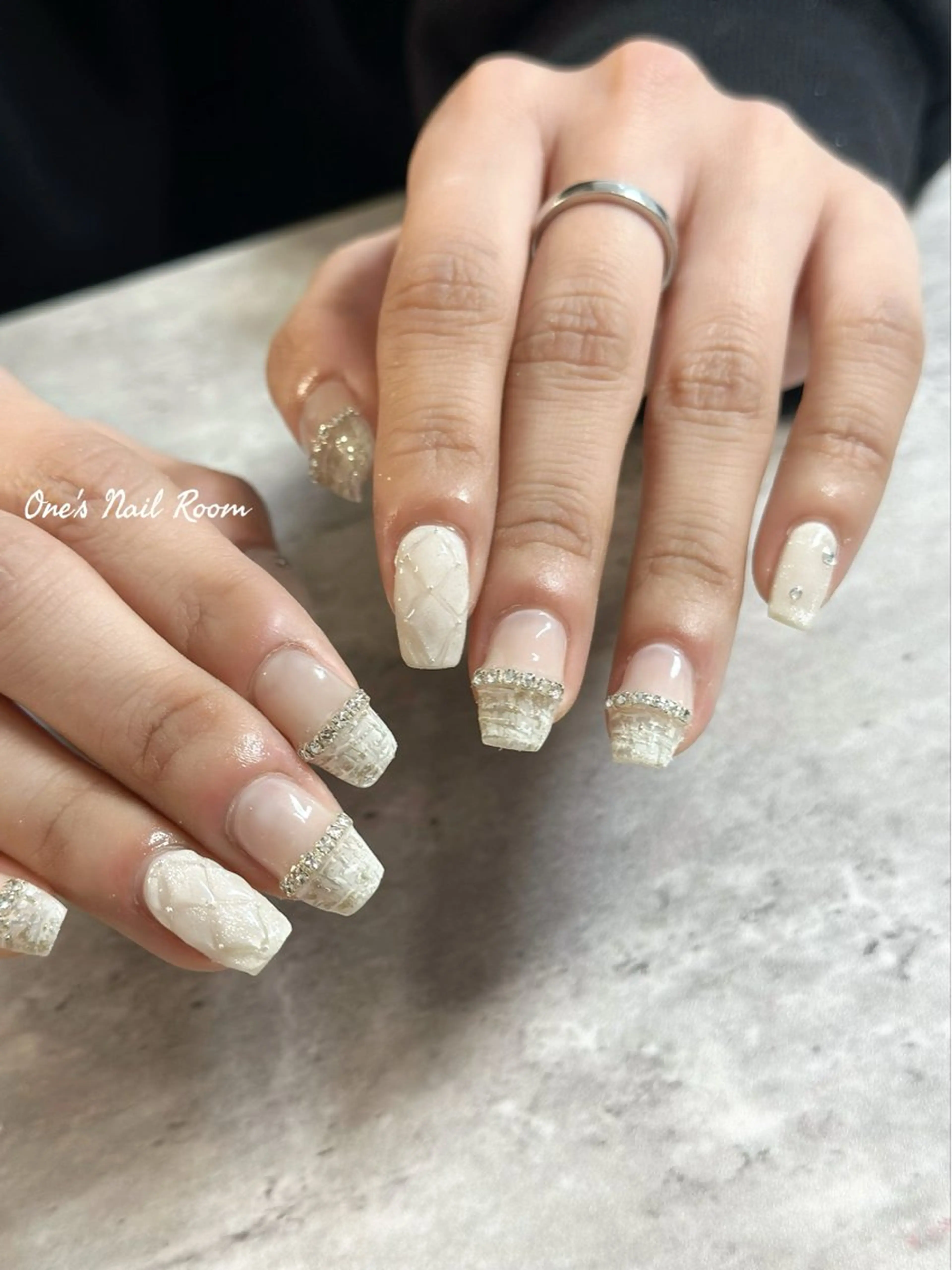 ネイル ハンドネイル One's Nail Roomのネイルデザイン