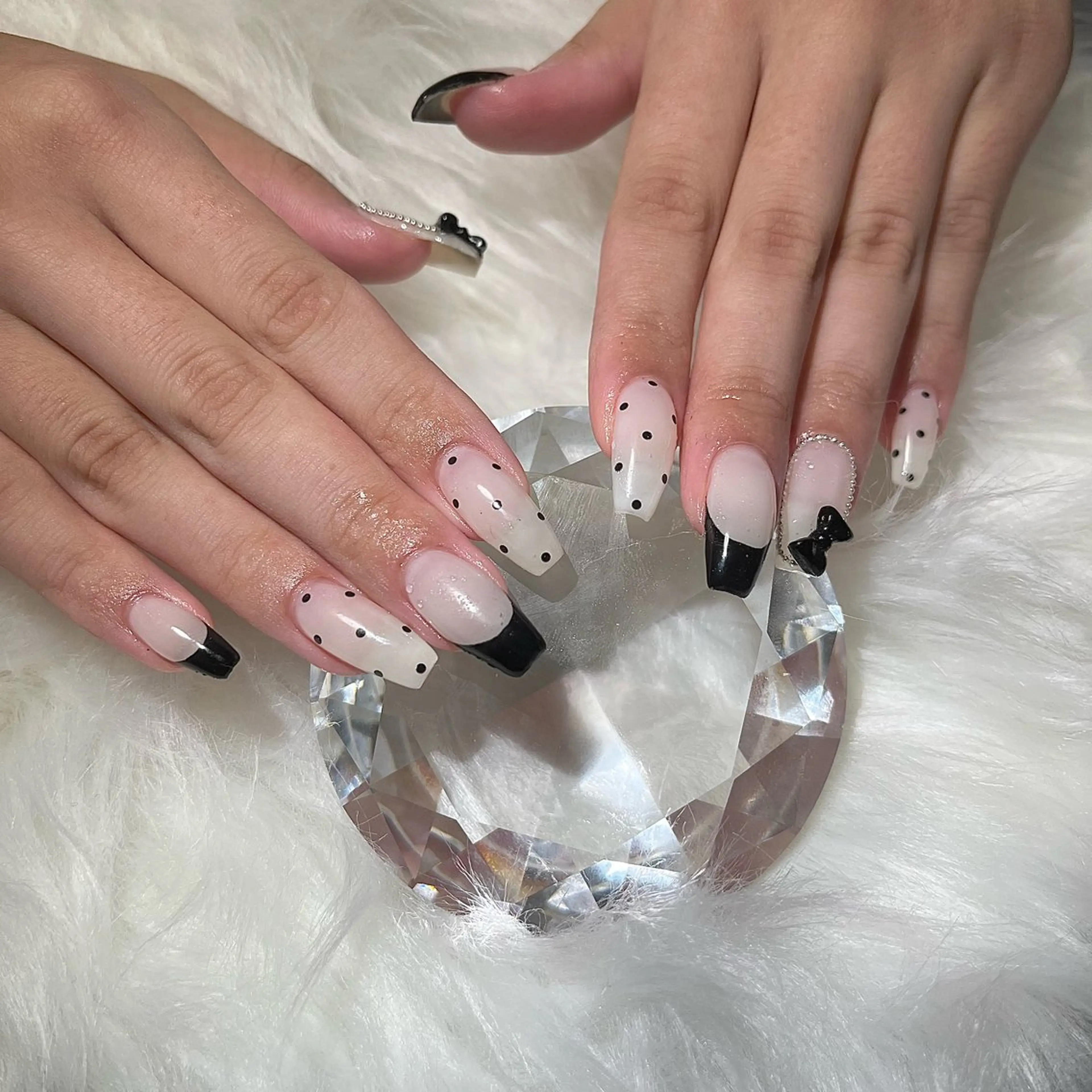 ネイル ドット シンプルネイル ハンドネイル Babel新町店 _mao🩵のネイルデザイン