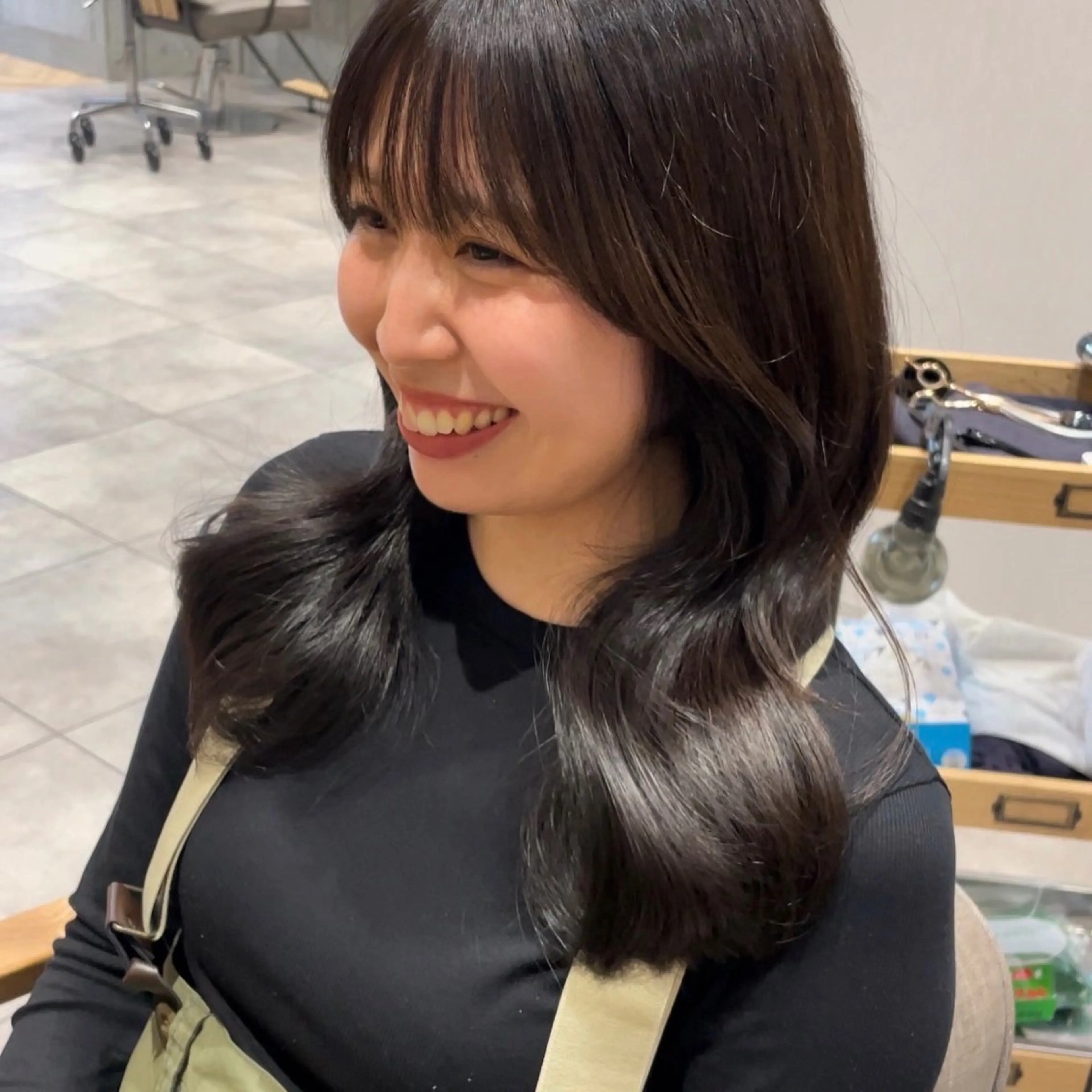 ミディアム カット ヘアカラー 顔周り/レイヤー🎀 natsumiのヘアスタイル
