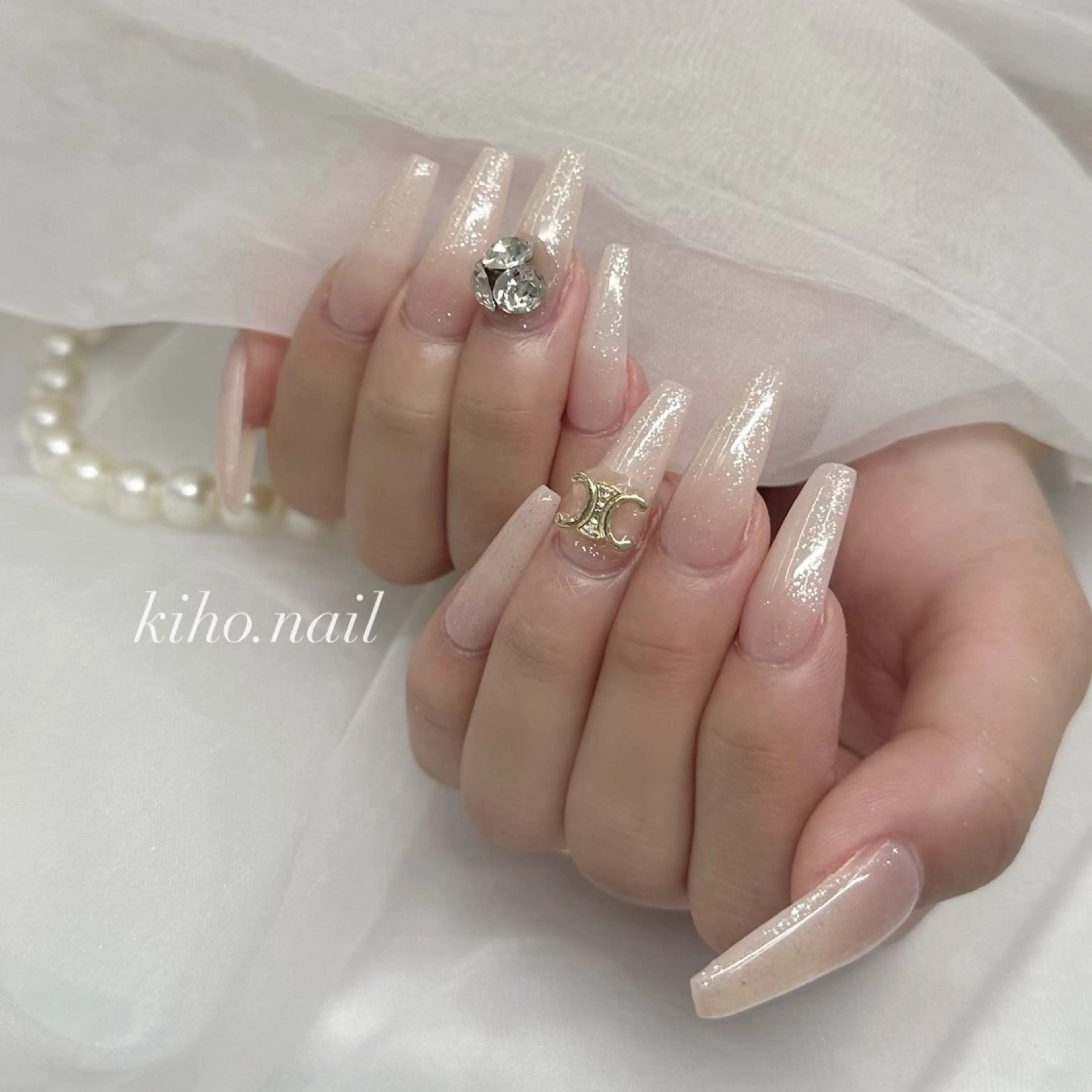 ネイル ハンドネイル KIHO 【深夜ネイル】のネイルデザイン