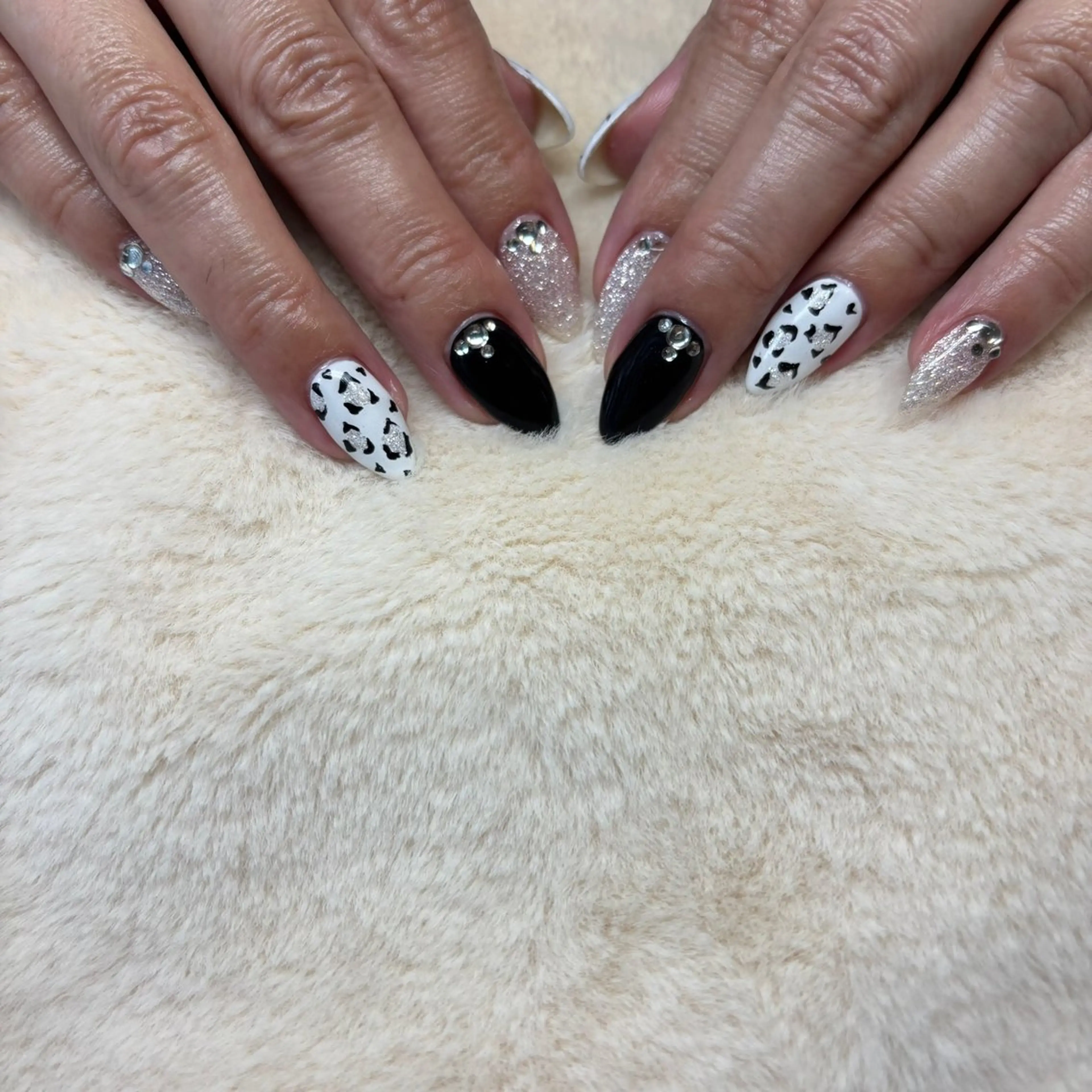 ネイル es nailのネイルデザイン